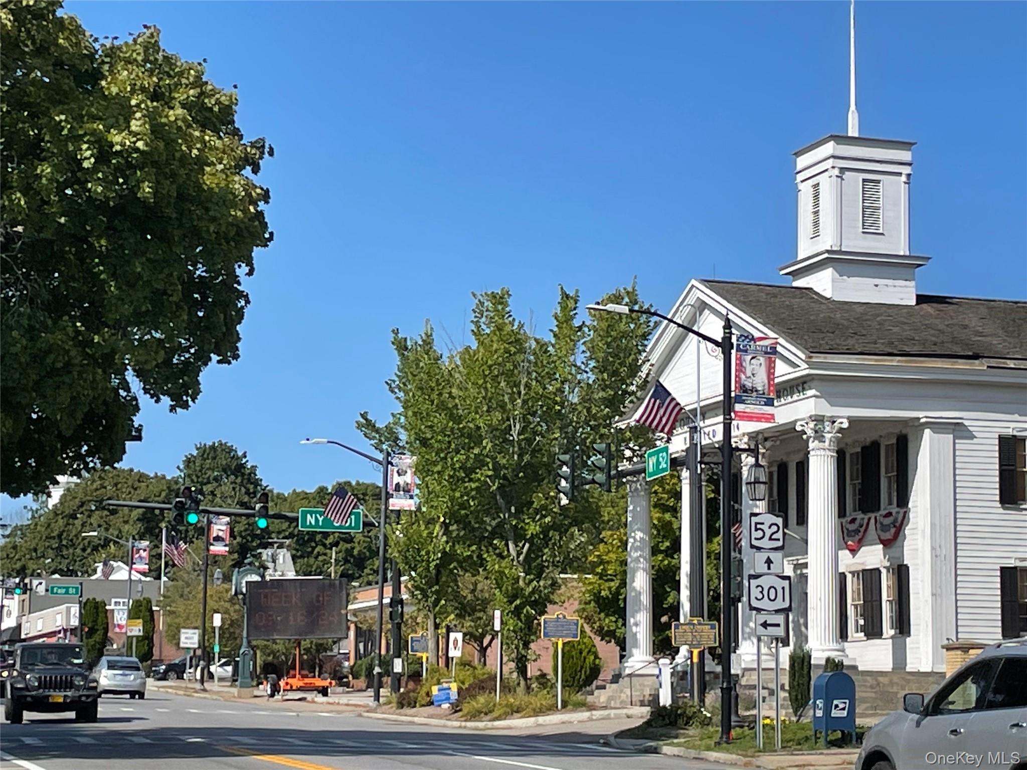 1064 Barrett Circle W, Carmel, NY 10512