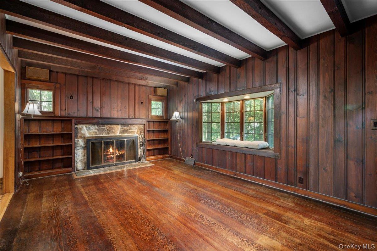 1064 Barrett Circle W, Carmel, NY 10512