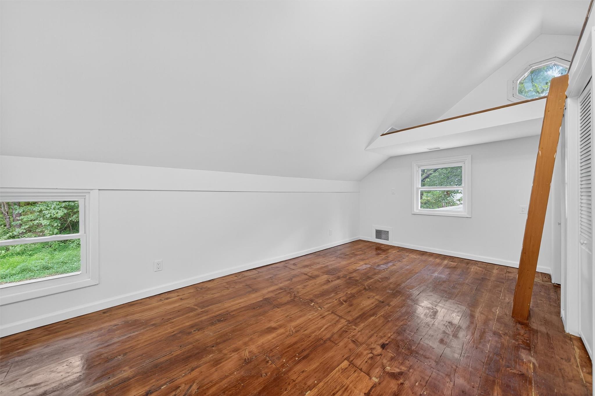 123 Newport Bridge Road, Warwick, NY 10990