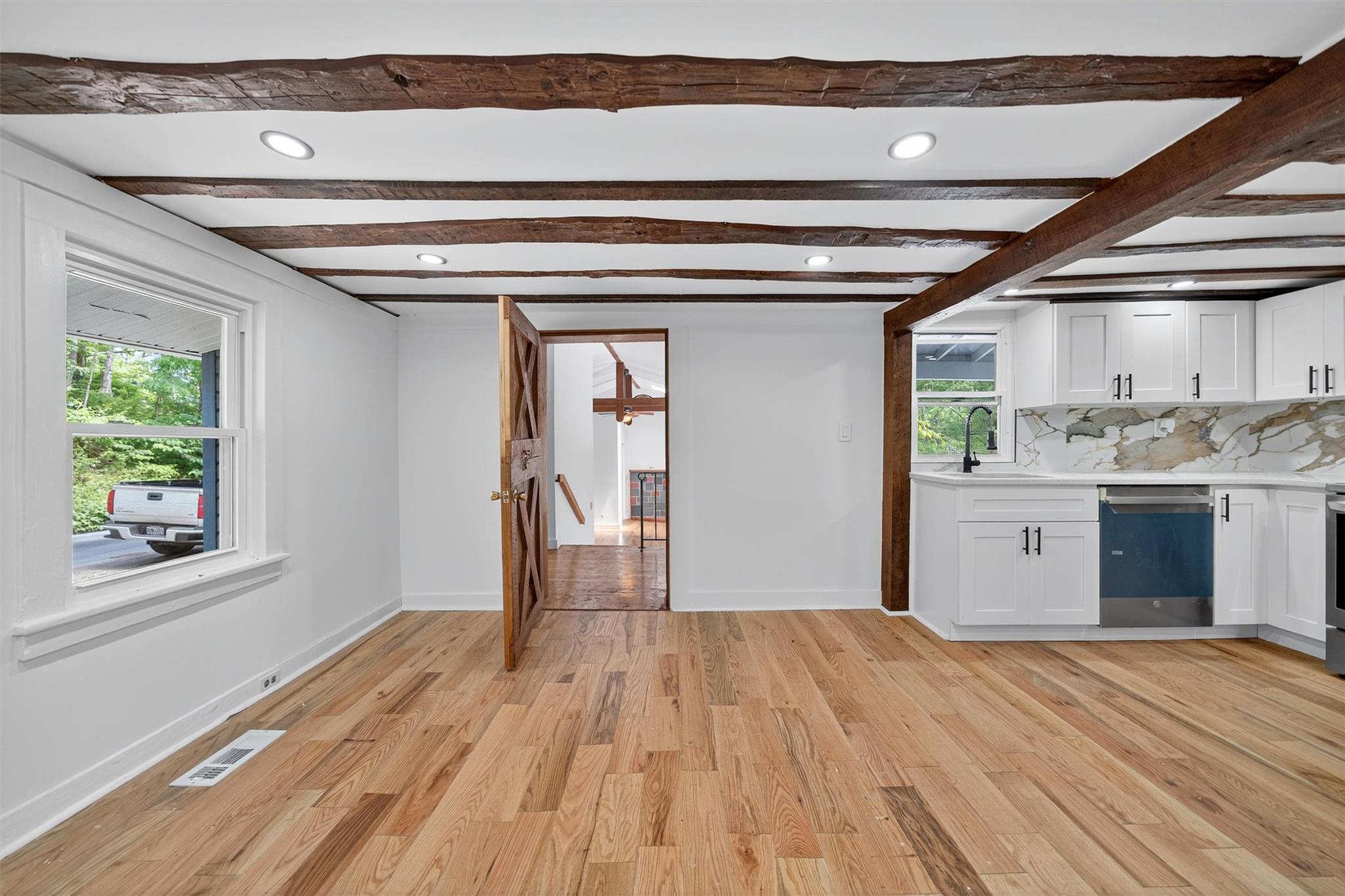 123 Newport Bridge Road, Warwick, NY 10990