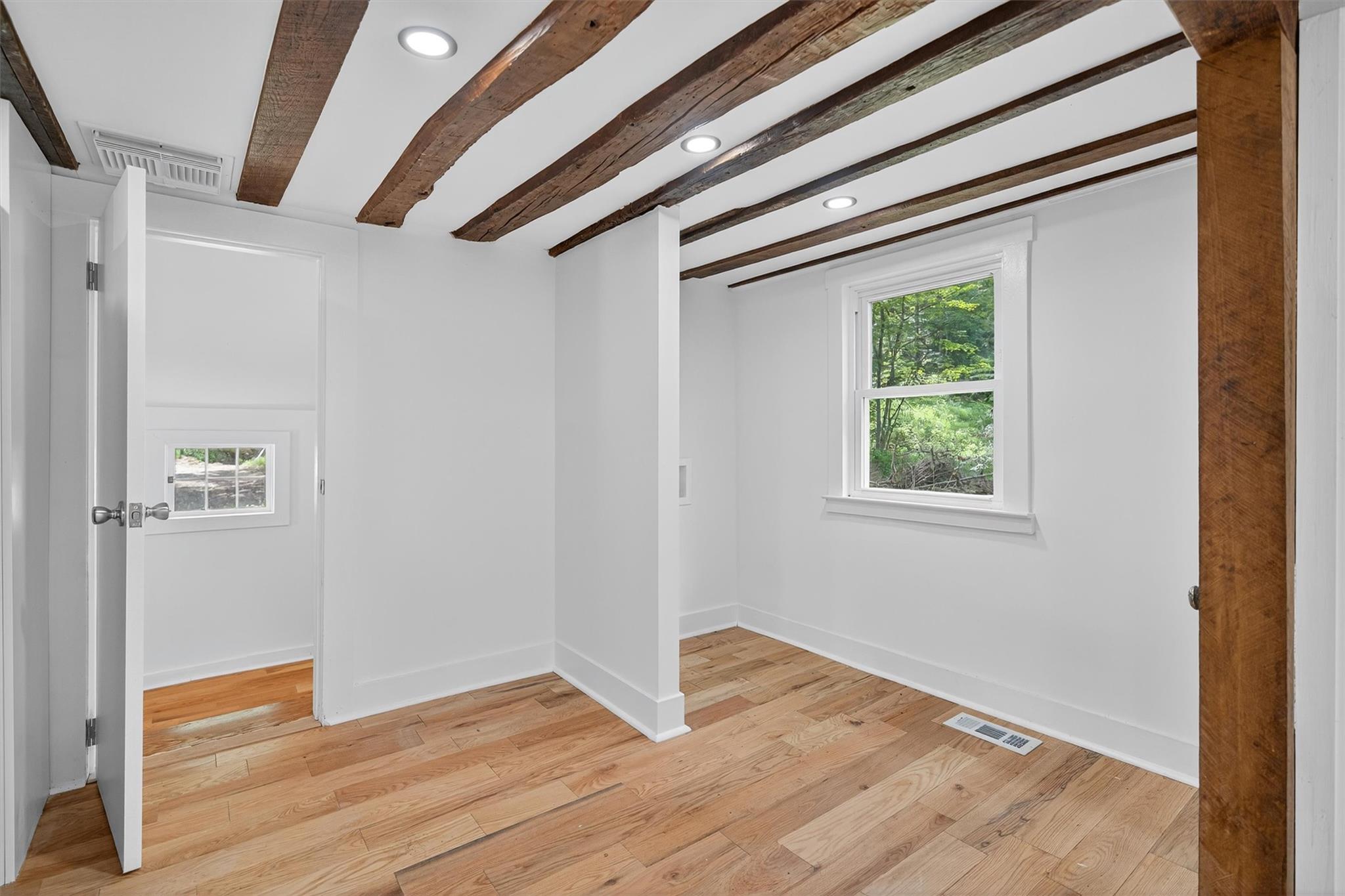 123 Newport Bridge Road, Warwick, NY 10990