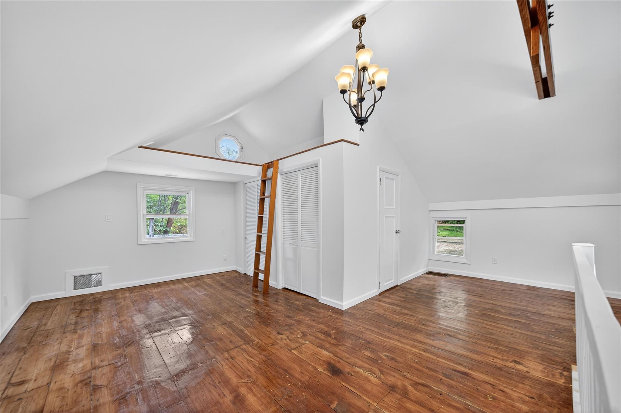 123 Newport Bridge Road, Warwick, NY 10990