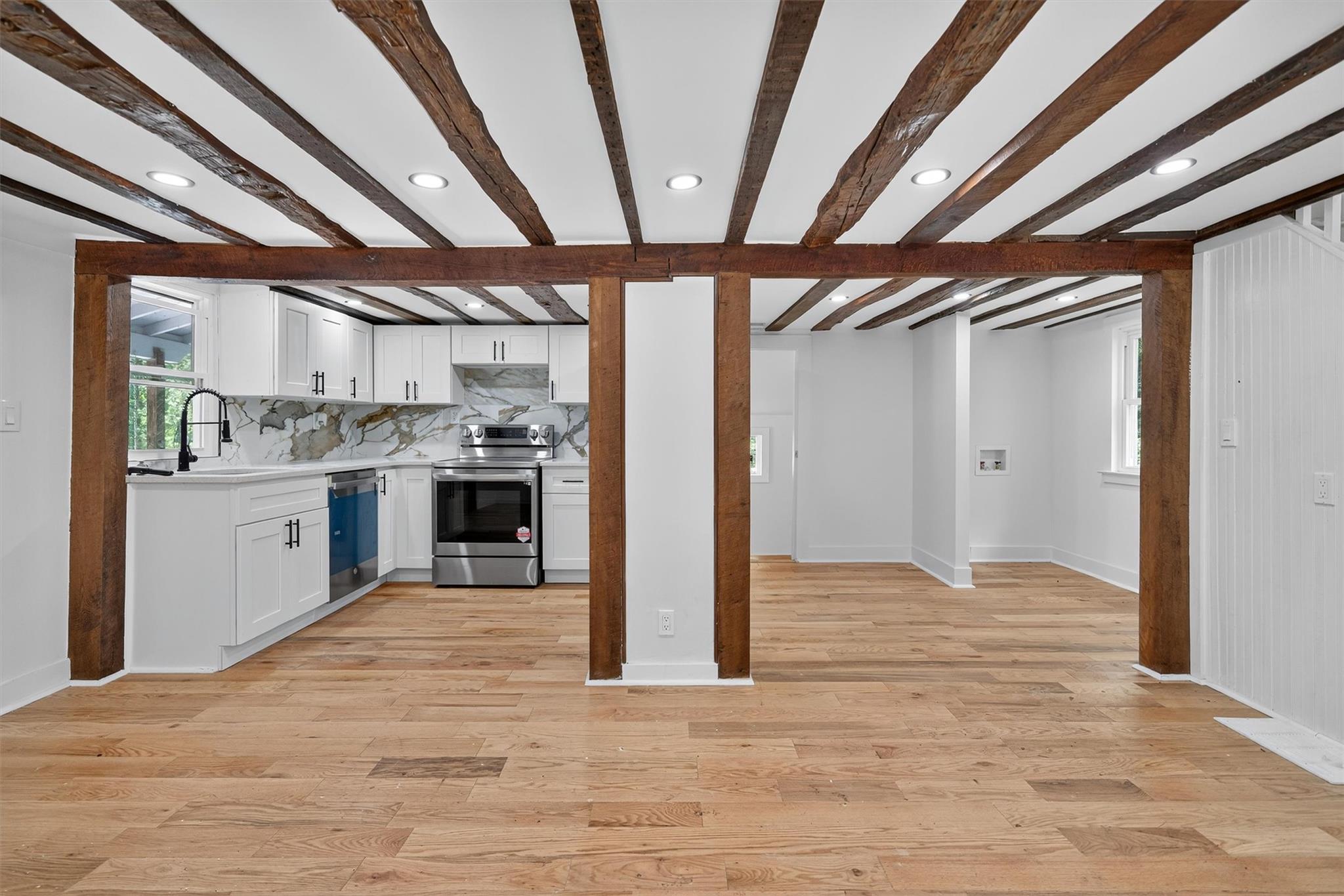 123 Newport Bridge Road, Warwick, NY 10990