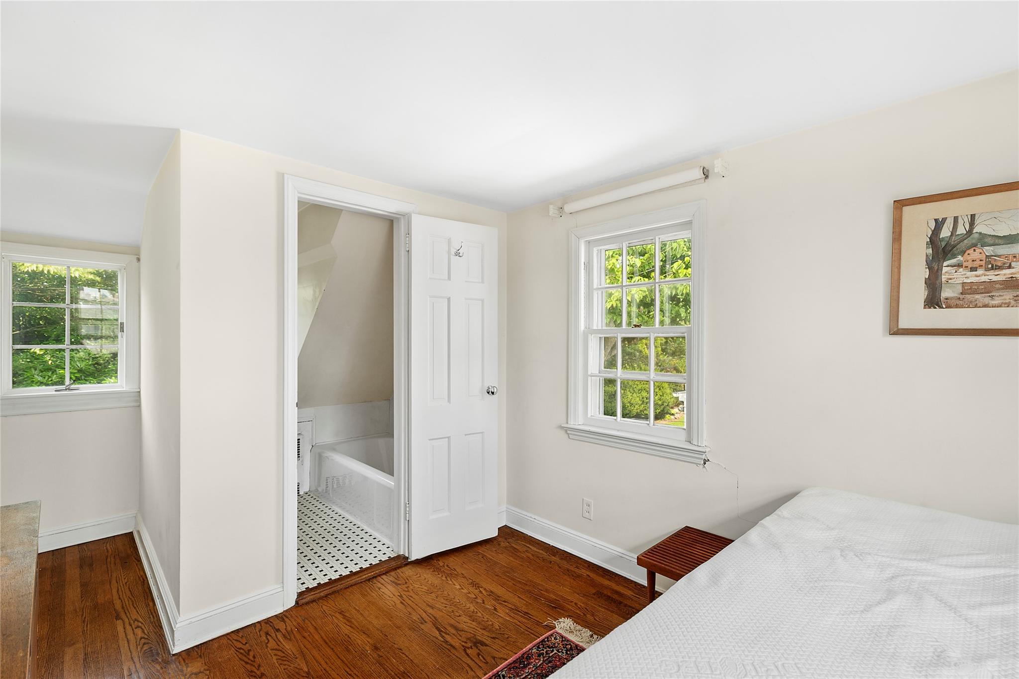 93 Fountain Avenue, Rockville Centre, NY 11570