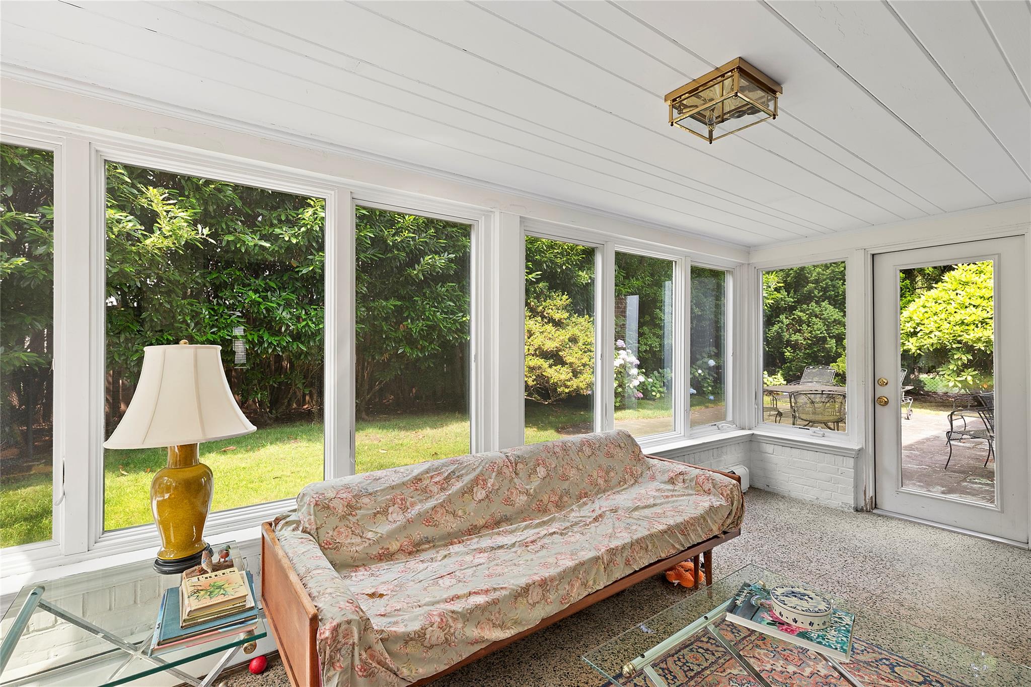 93 Fountain Avenue, Rockville Centre, NY 11570