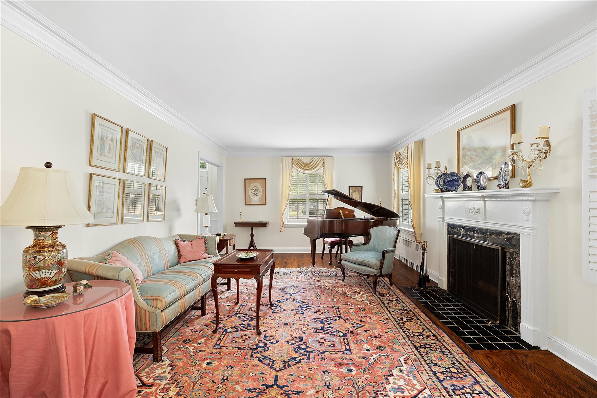 93 Fountain Avenue, Rockville Centre, NY 11570