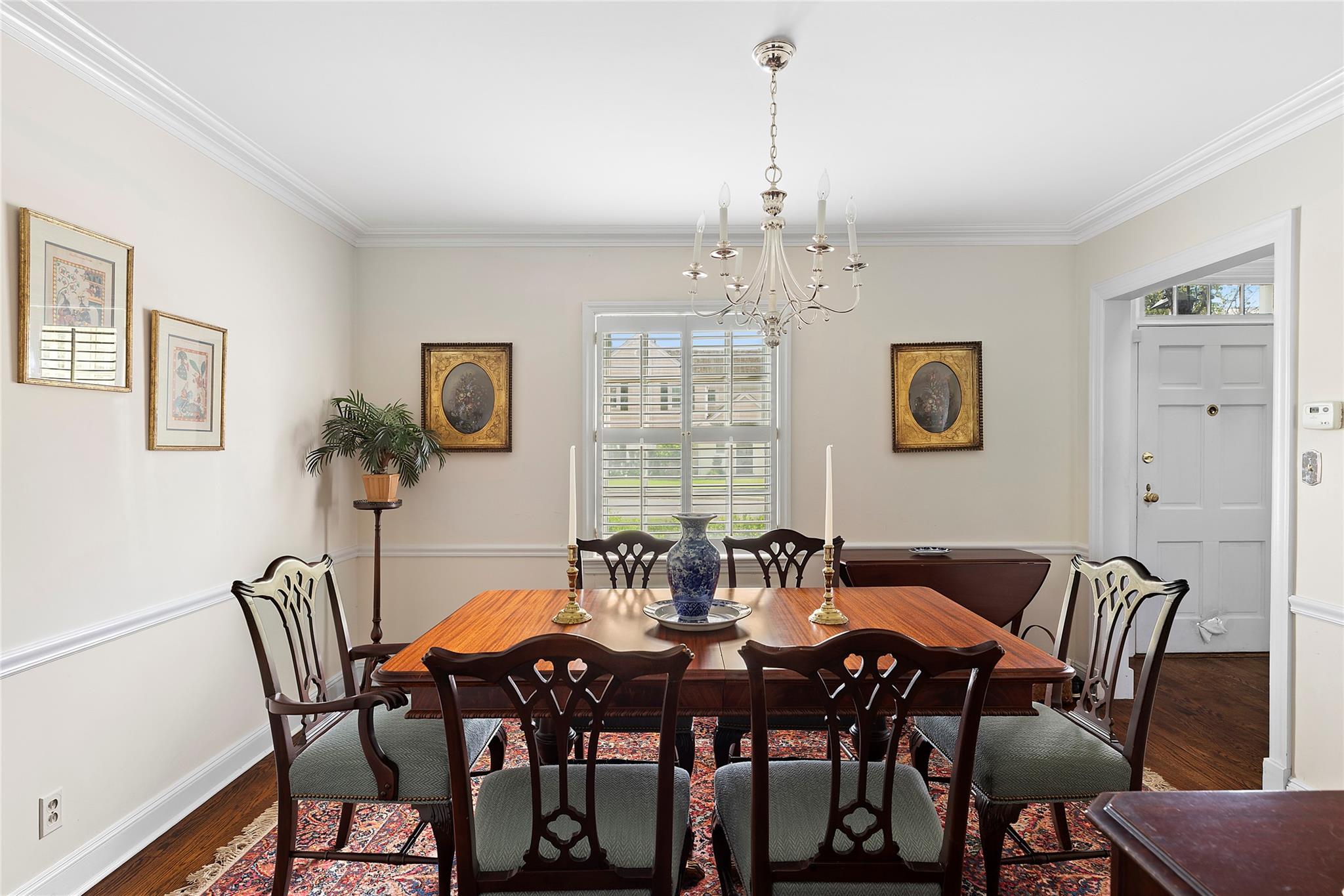 93 Fountain Avenue, Rockville Centre, NY 11570