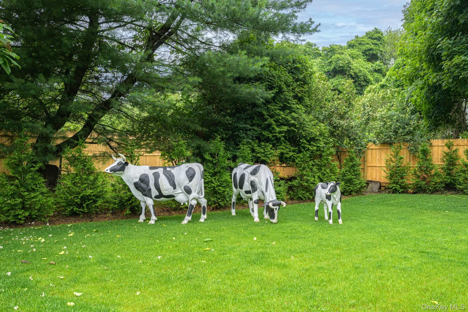 845 County Road 39, Southampton, NY 11968