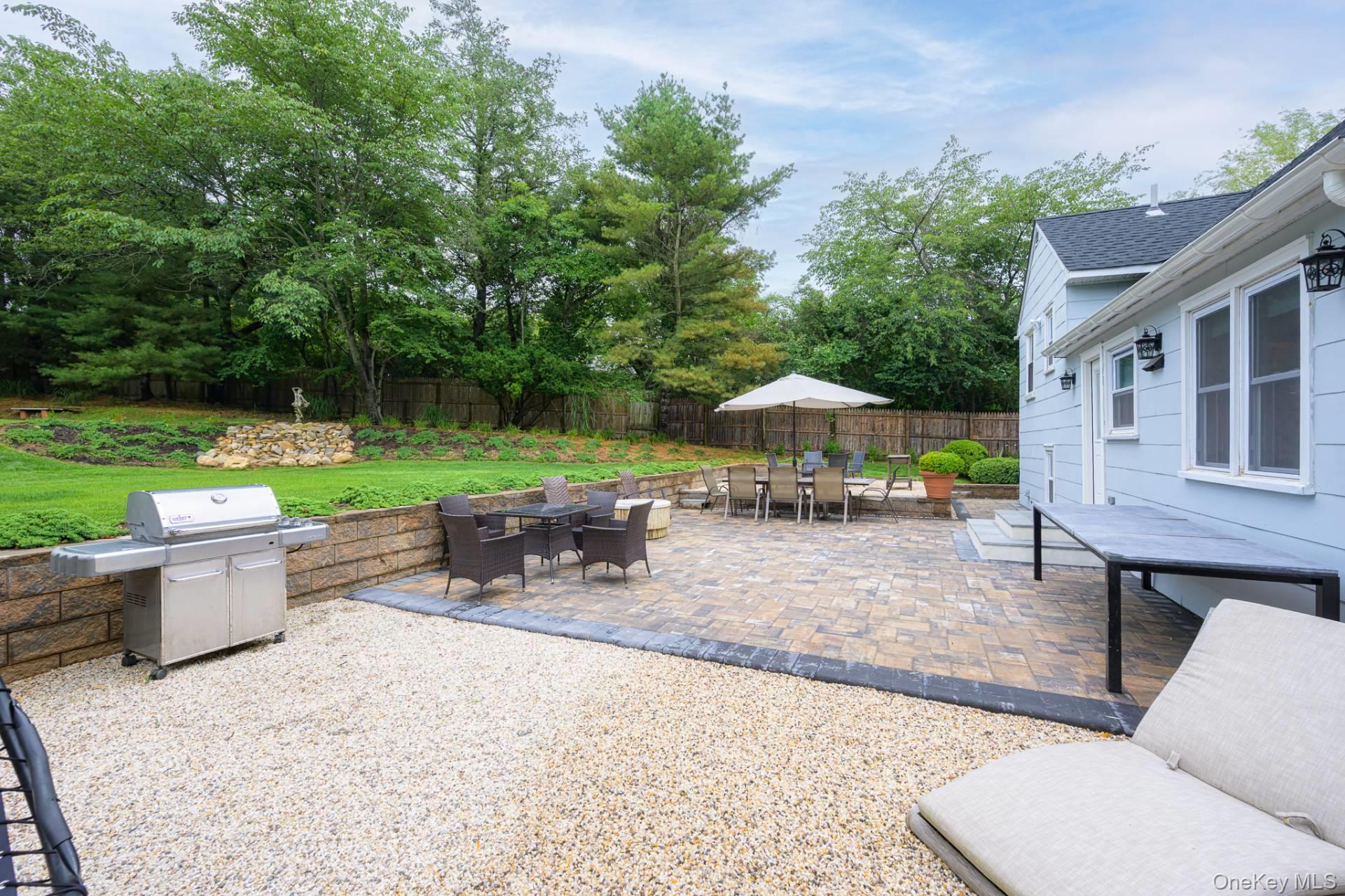 845 County Road 39, Southampton, NY 11968