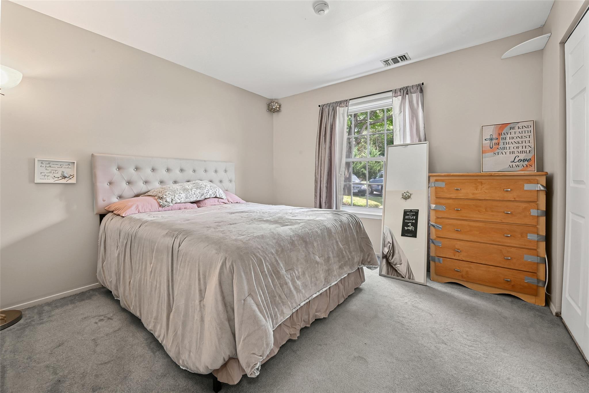 276 Fairview Circle, Middle Island, NY 11953