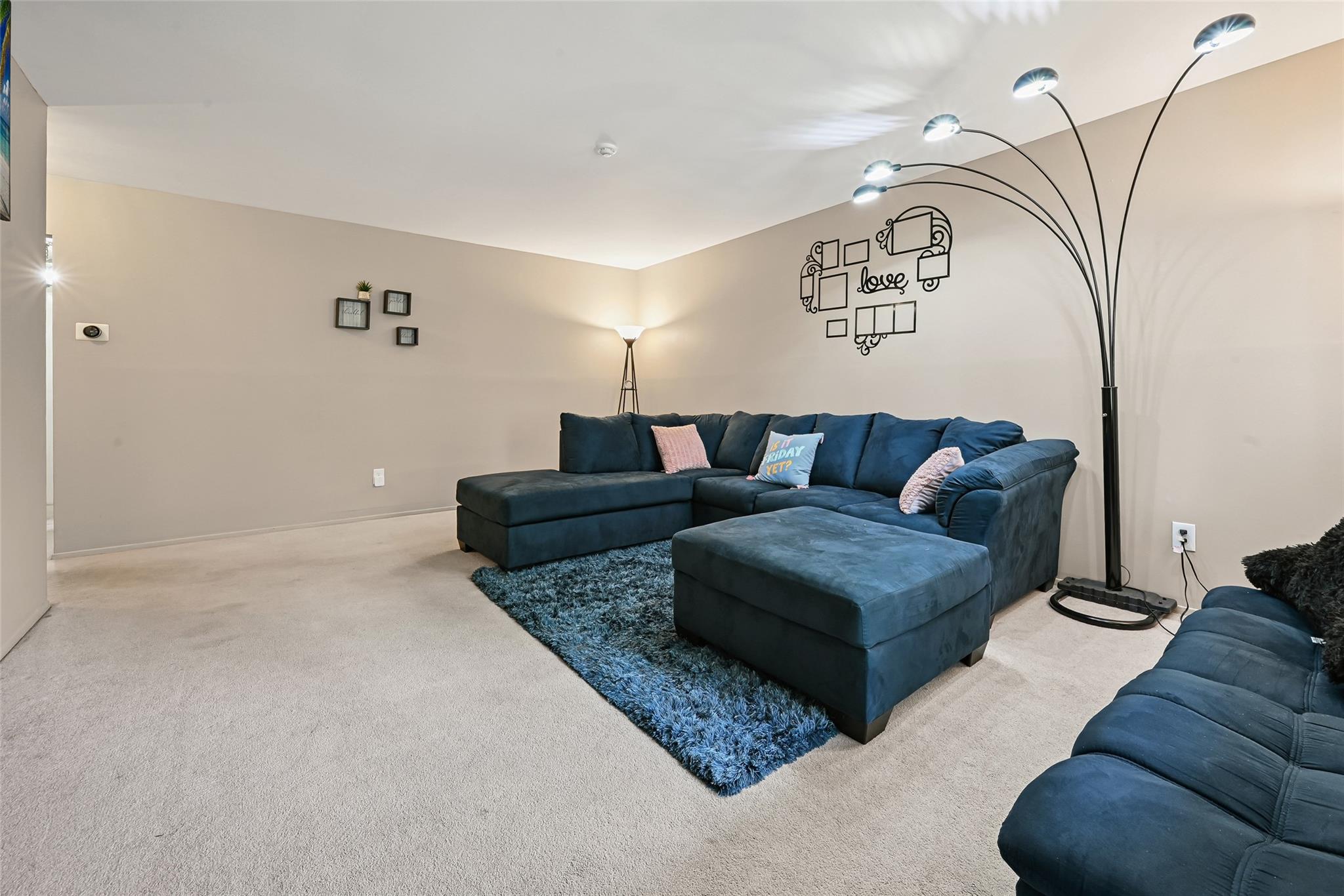 276 Fairview Circle, Middle Island, NY 11953