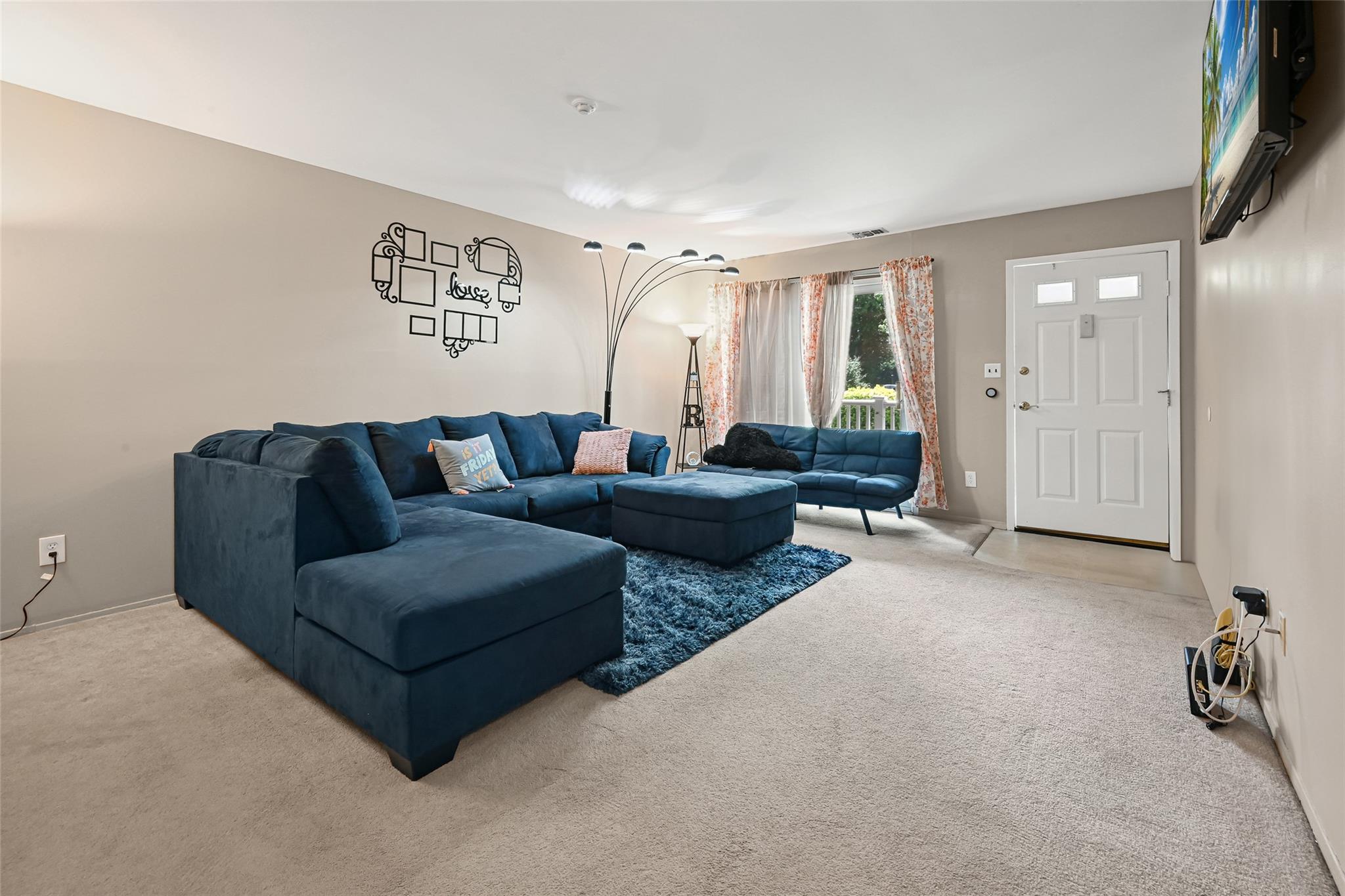 276 Fairview Circle, Middle Island, NY 11953