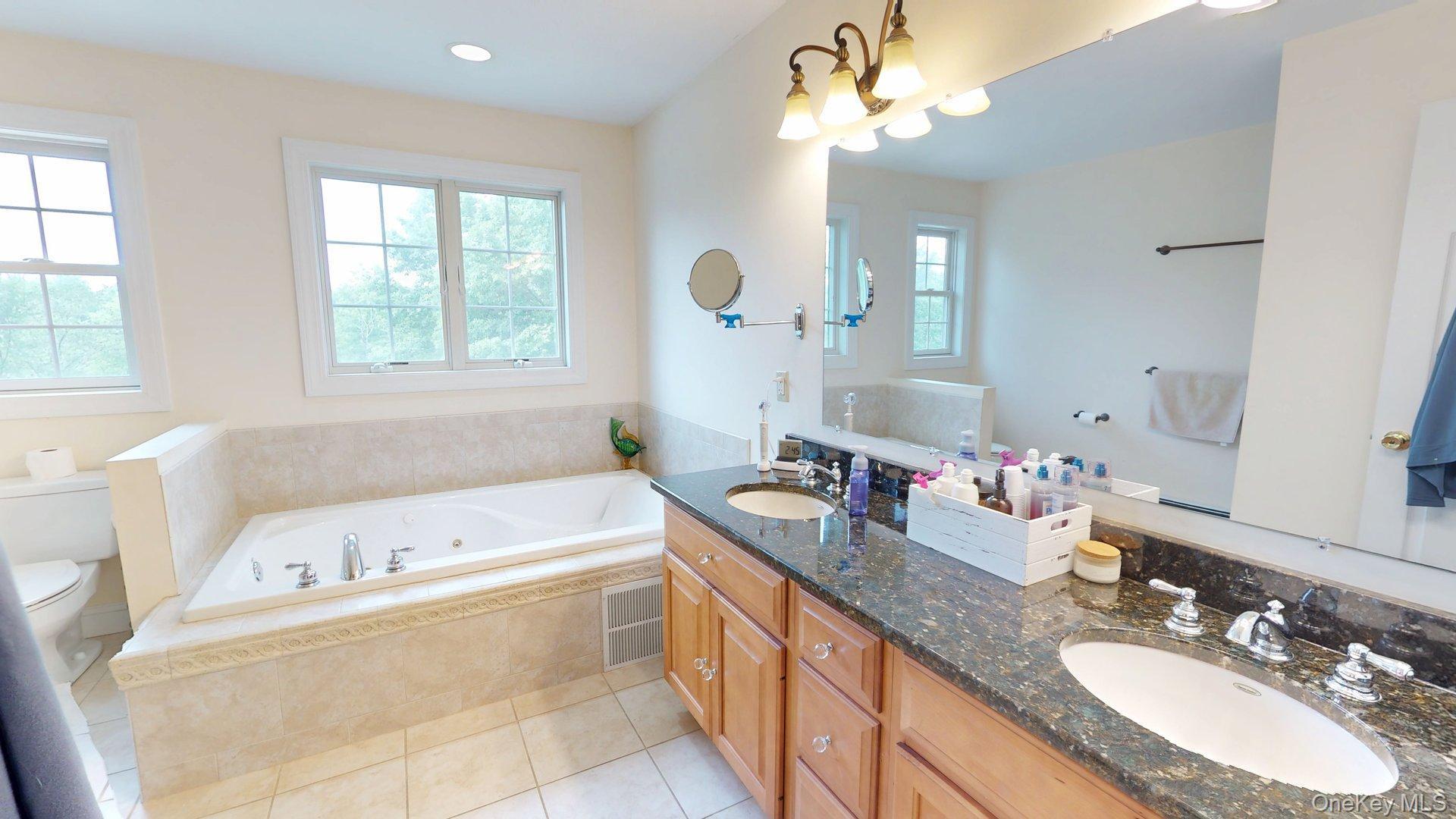 14 Sanok Drive, Campbell Hall, NY 10916