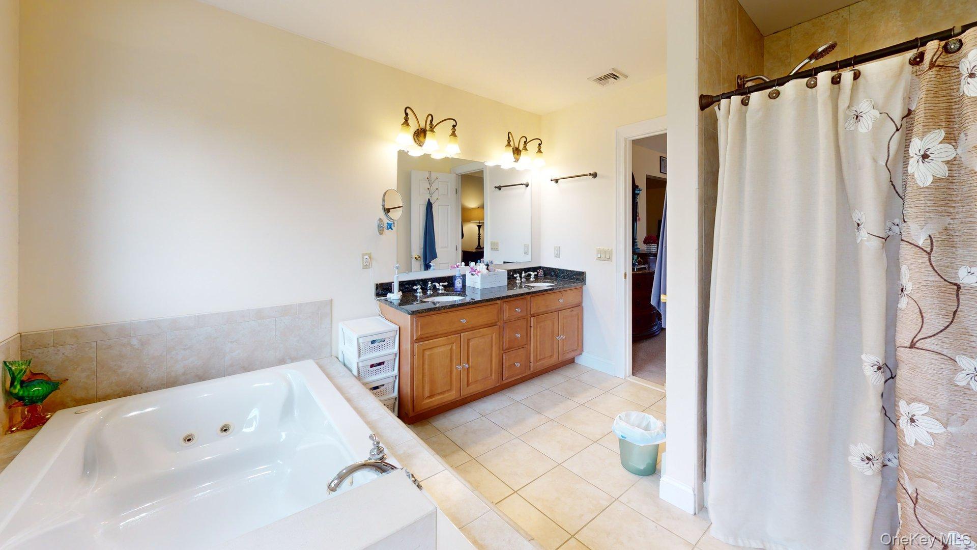 14 Sanok Drive, Campbell Hall, NY 10916