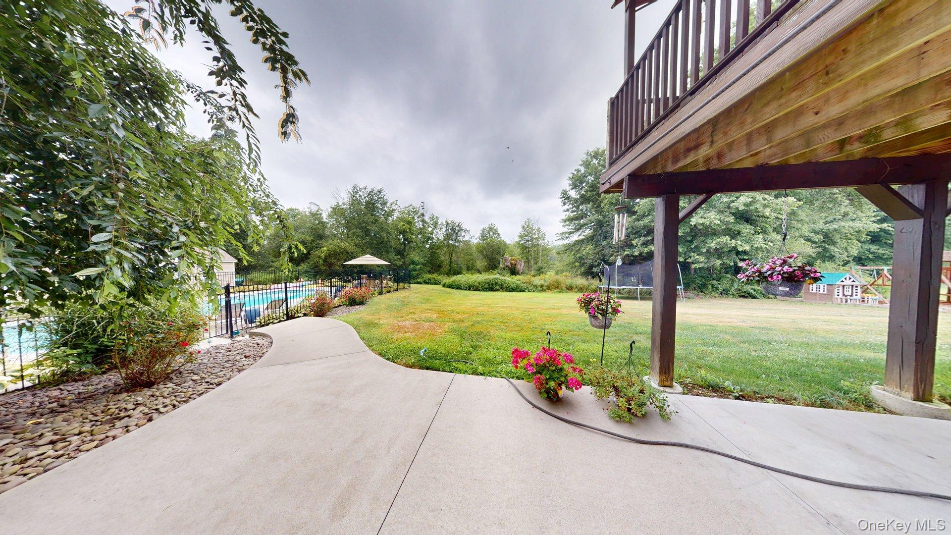 14 Sanok Drive, Campbell Hall, NY 10916