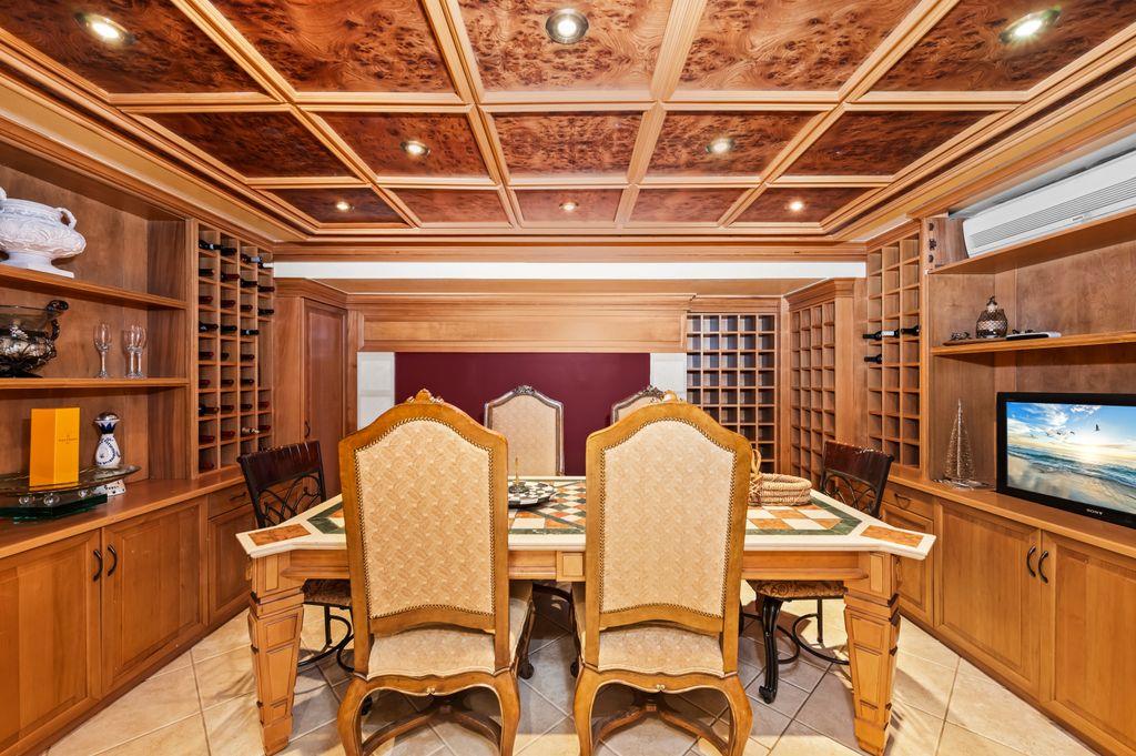 35 Jeffrey Place, Staten Island, NY 10307