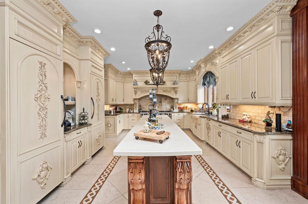 35 Jeffrey Place, Staten Island, NY 10307