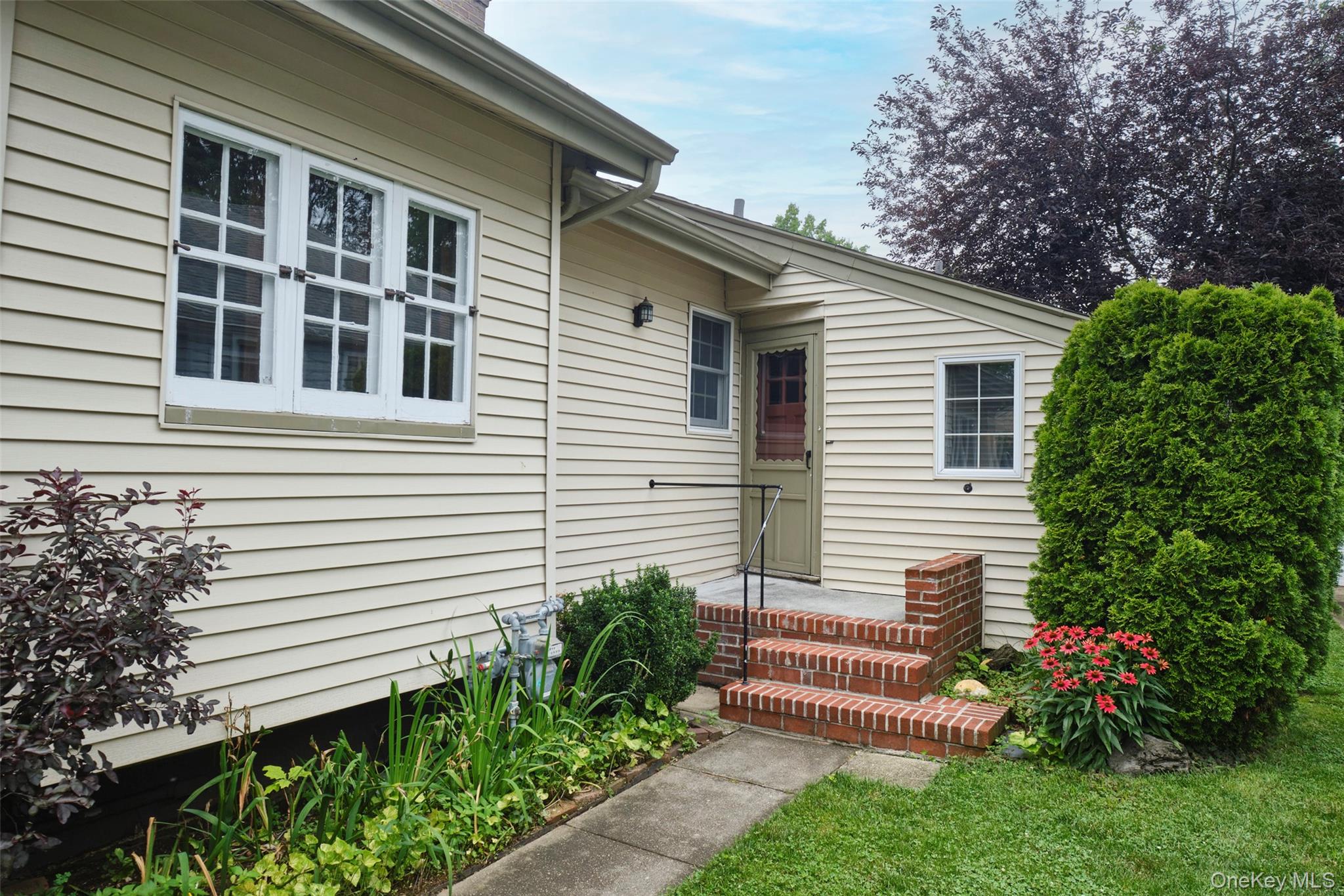 19 Superior Road, Bellerose Village, NY 11001