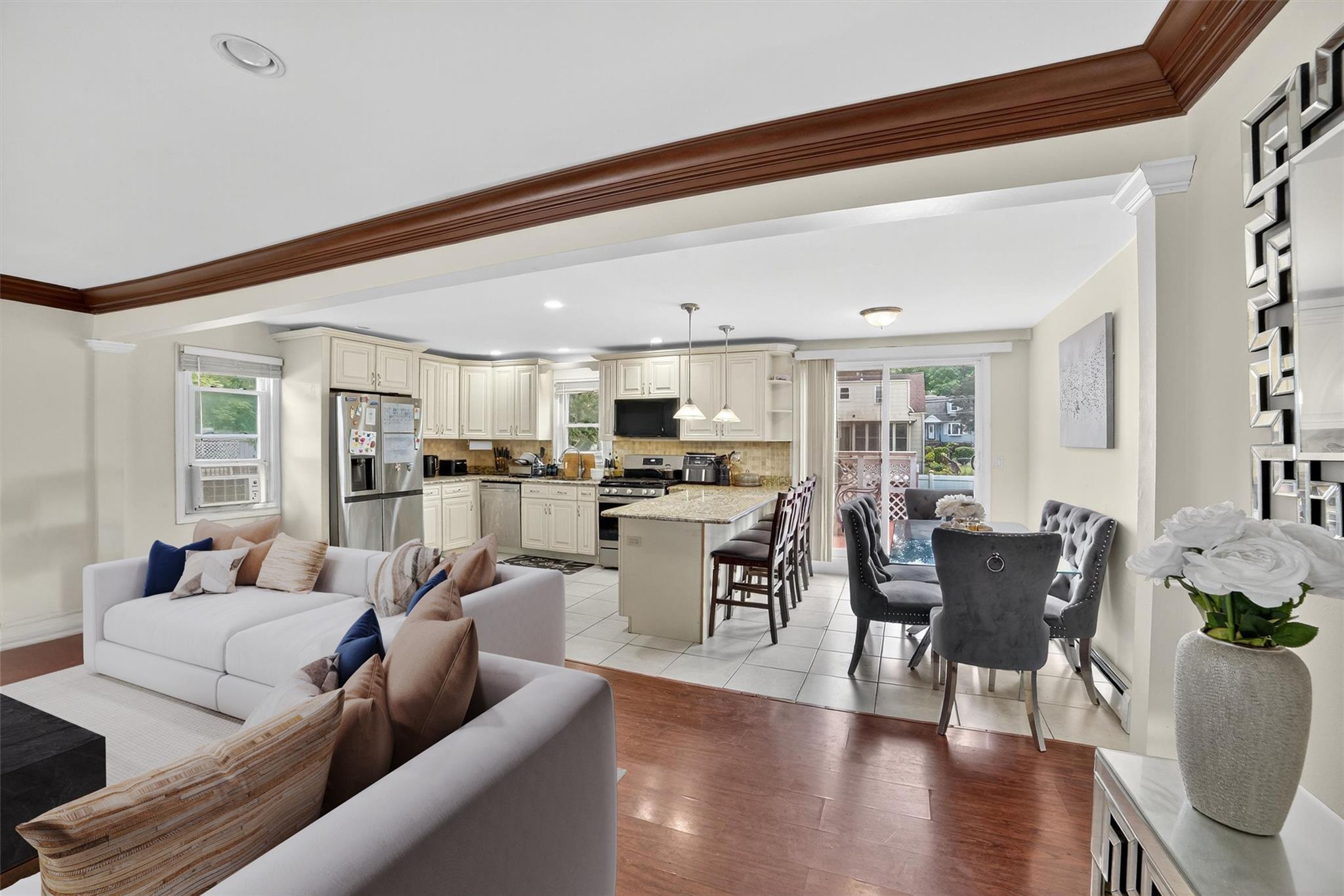 98 N Evarts Avenue, Elmsford, NY 10523