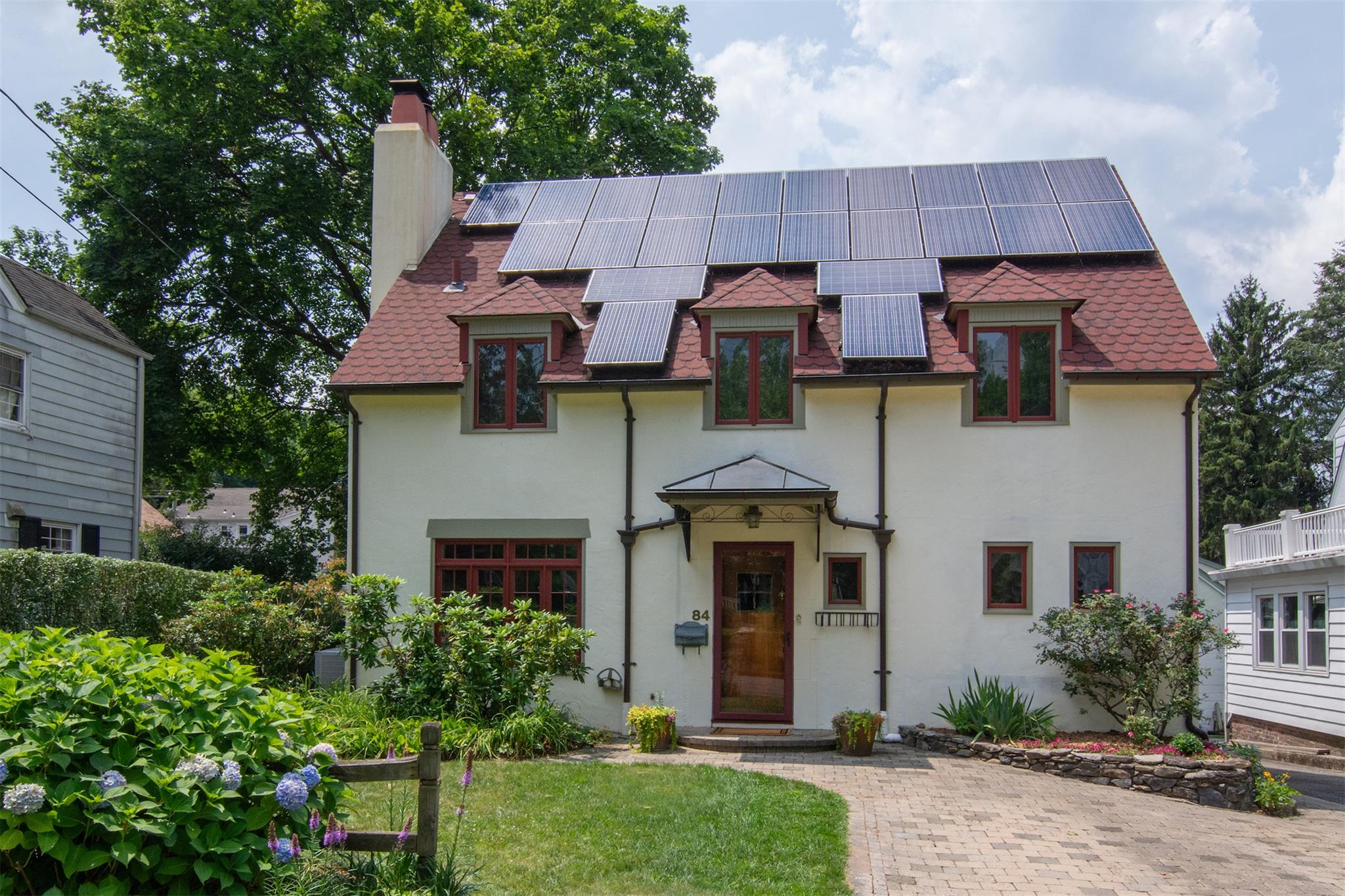 84 Bellewood Avenue, Dobbs Ferry, NY 10522