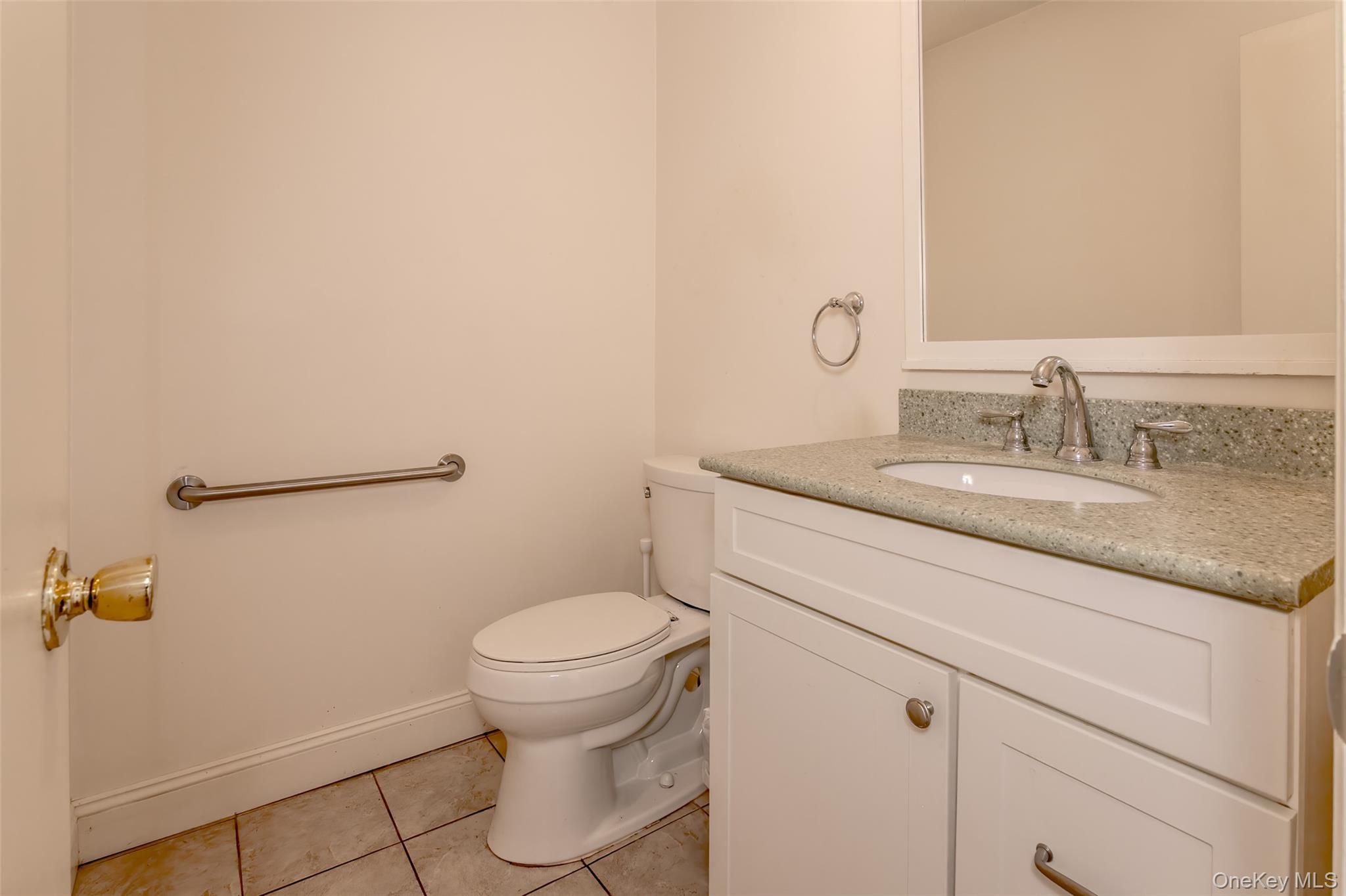 37 Candlestick Court, Warwick, NY 10990