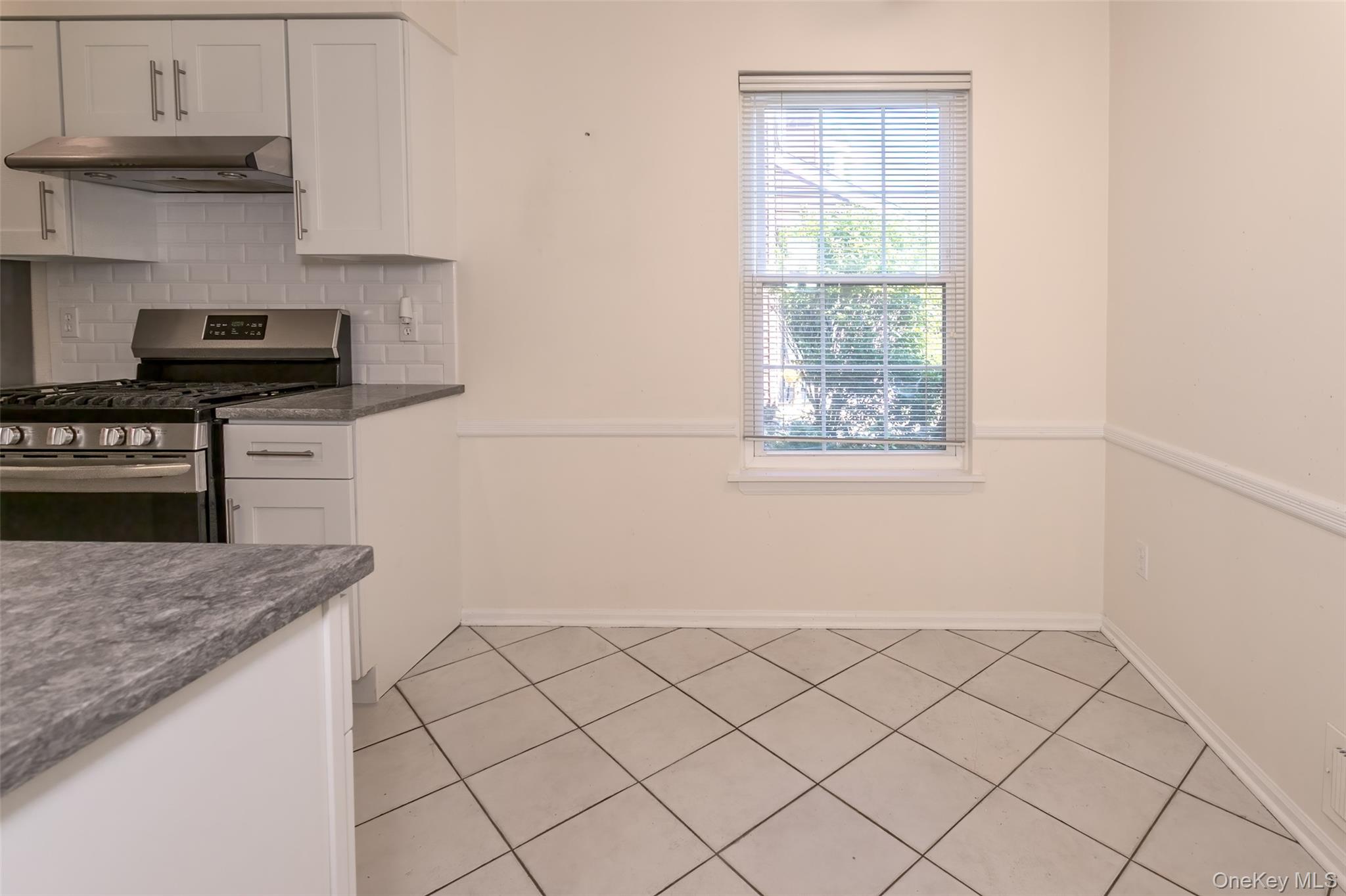 37 Candlestick Court, Warwick, NY 10990