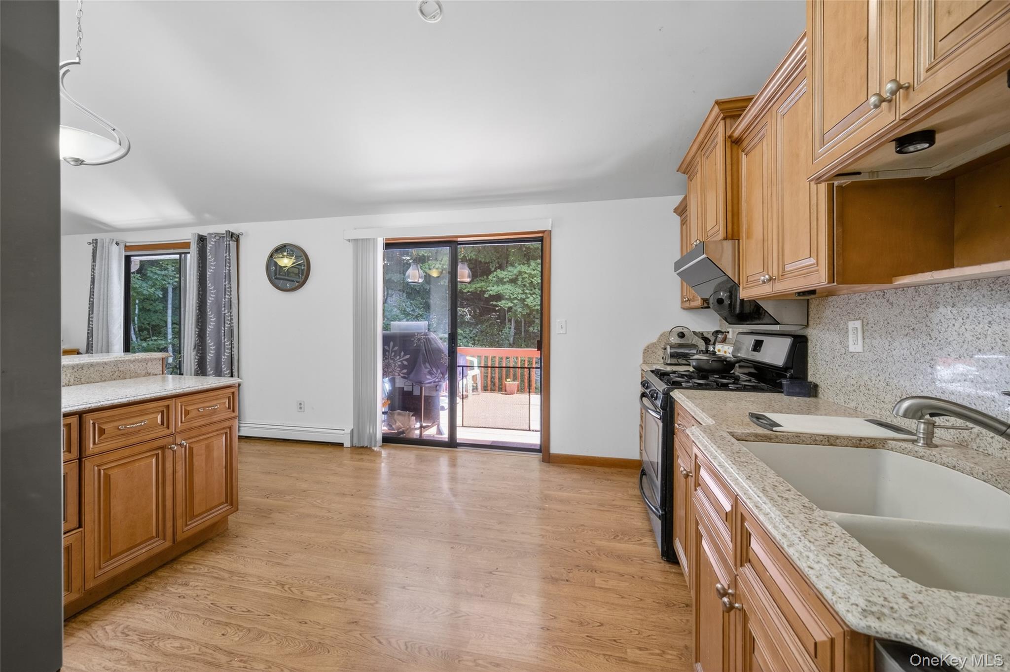 49 Raker Road, Poughkeepsie, NY 12603