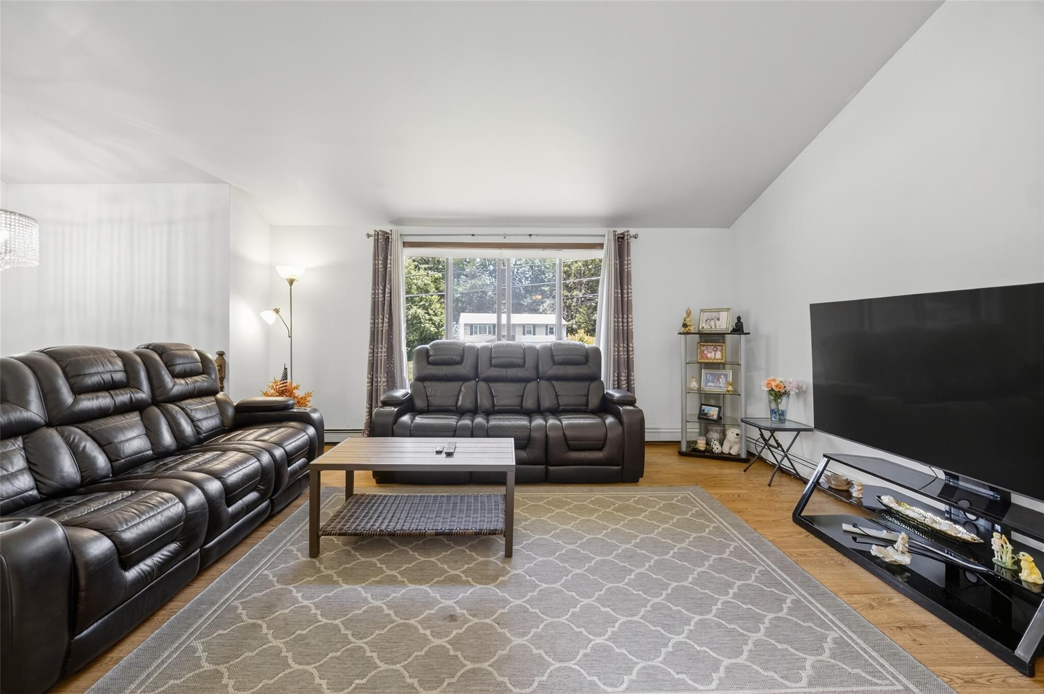 49 Raker Road, Poughkeepsie, NY 12603