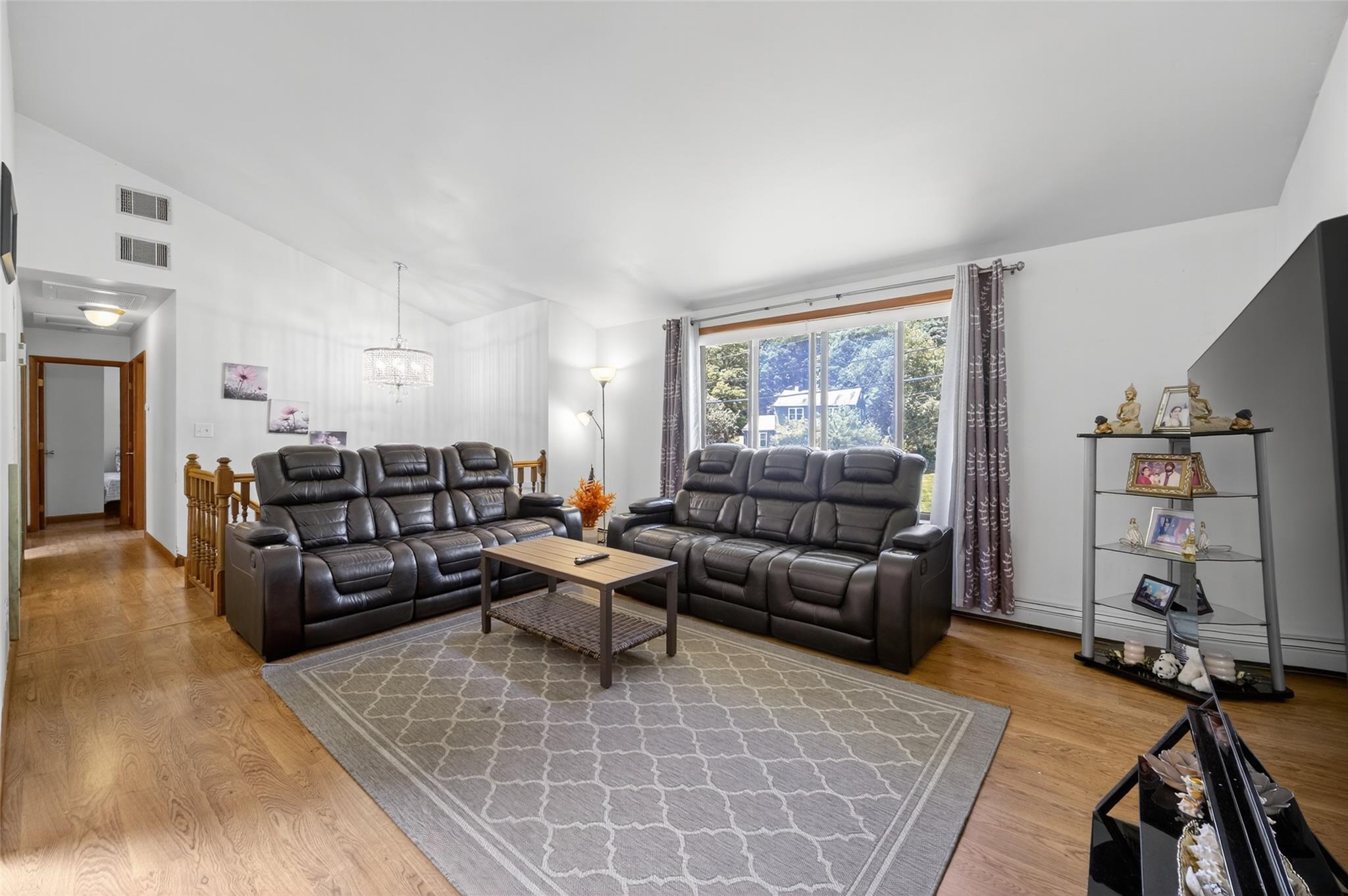 49 Raker Road, Poughkeepsie, NY 12603