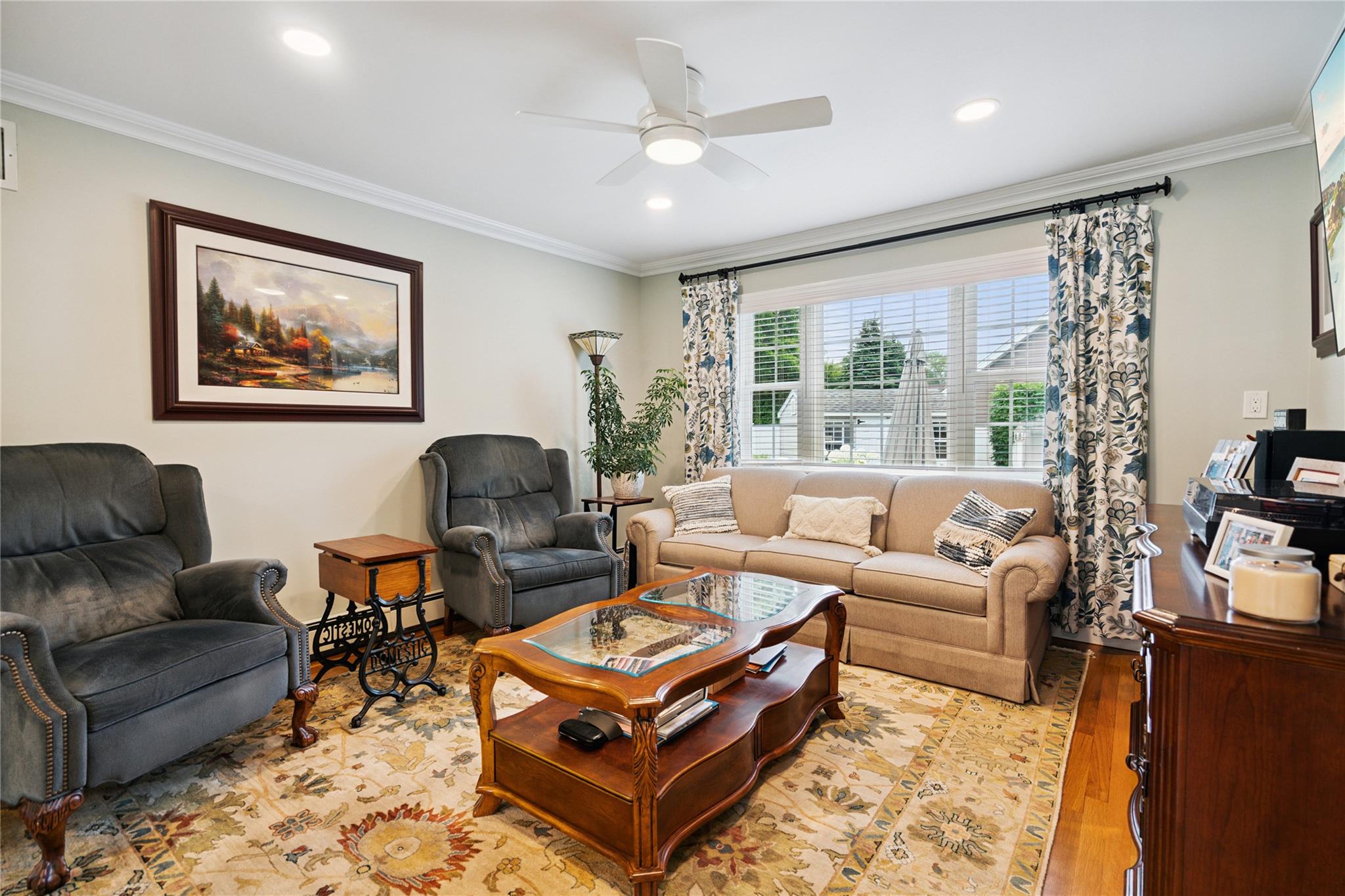 87 3rd Avenue, Massapequa Park, NY 11762