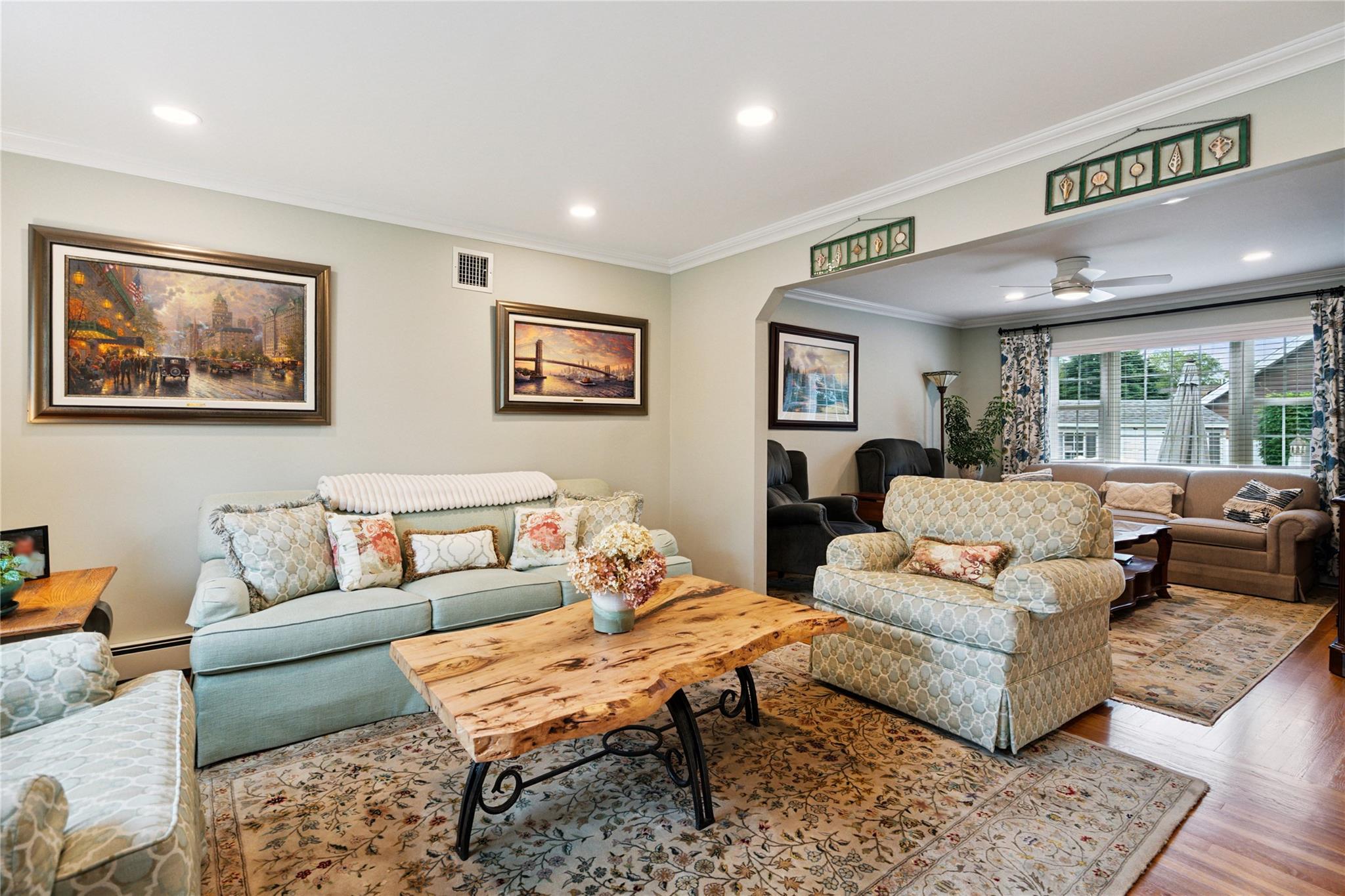 87 3rd Avenue, Massapequa Park, NY 11762