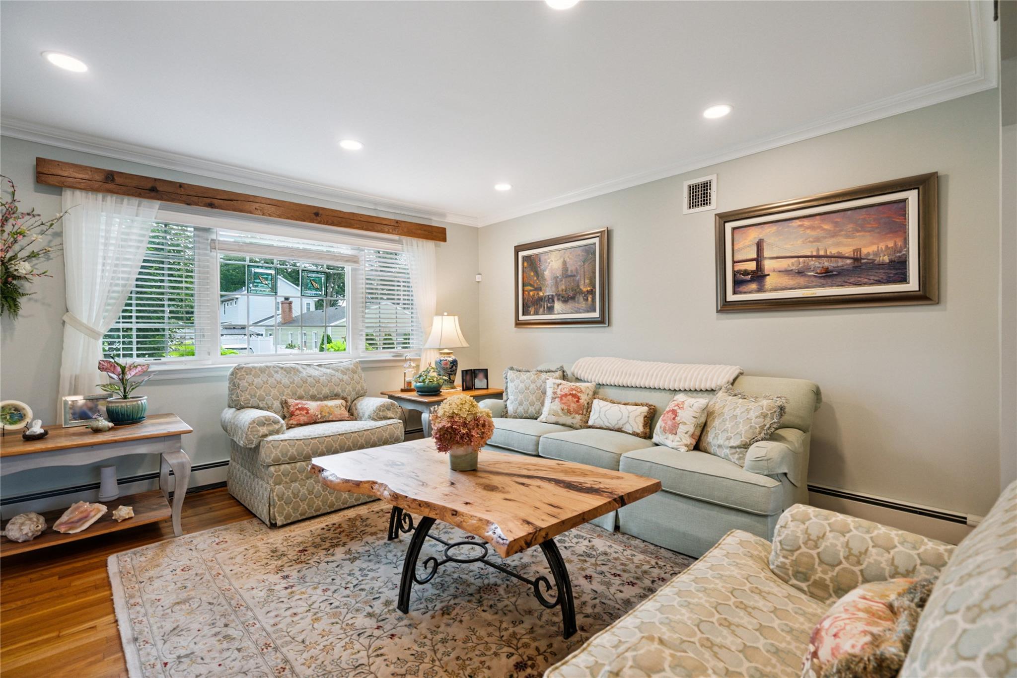 87 3rd Avenue, Massapequa Park, NY 11762