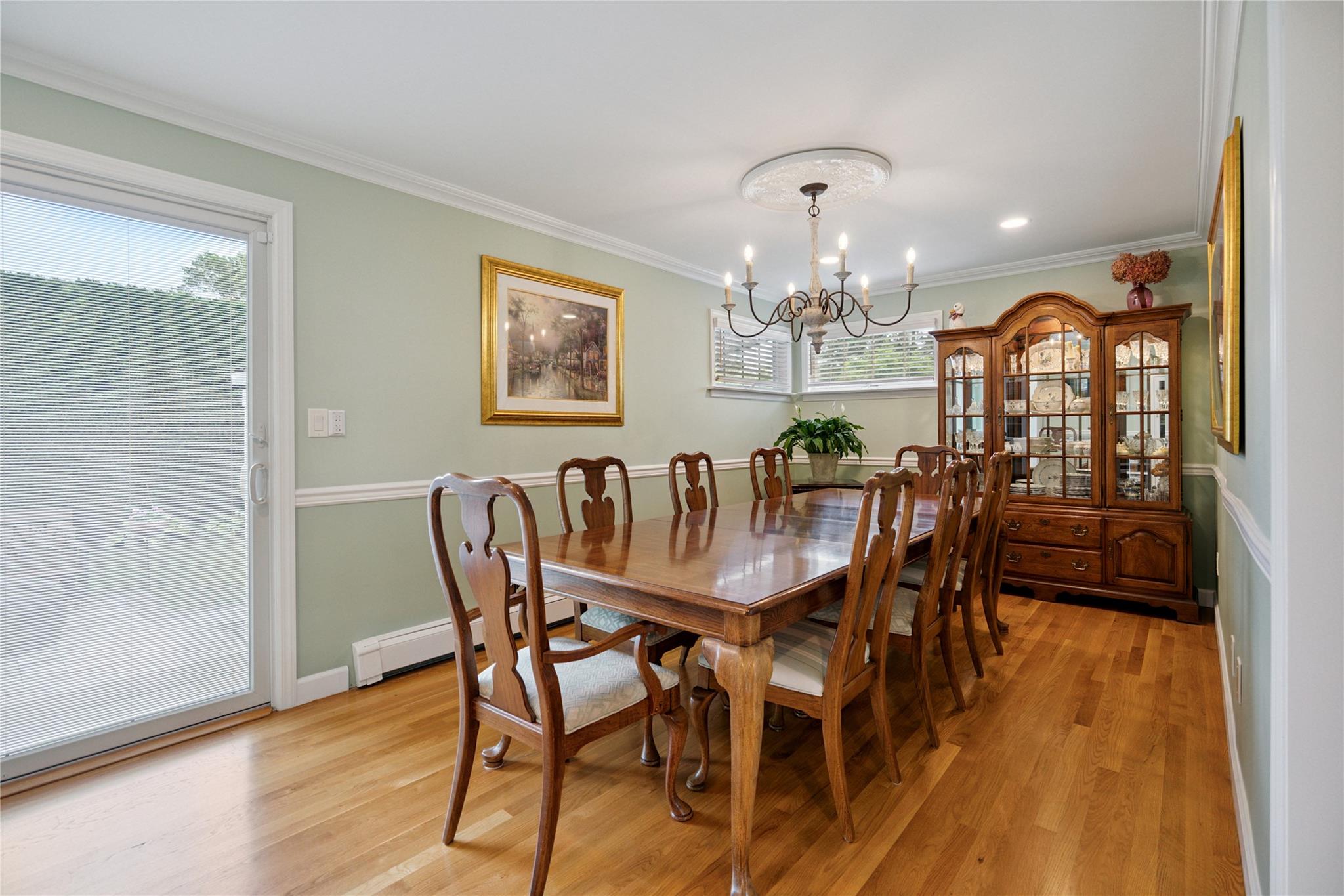 87 3rd Avenue, Massapequa Park, NY 11762
