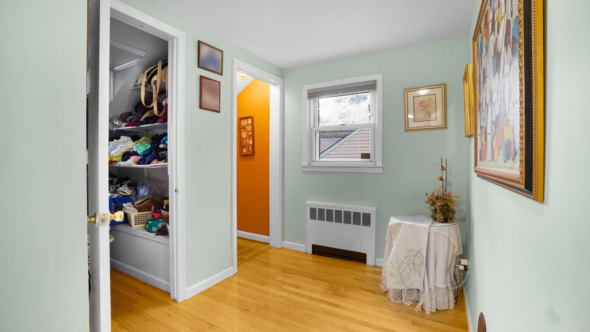 2334 Belmont Avenue, Elmont, NY 11003