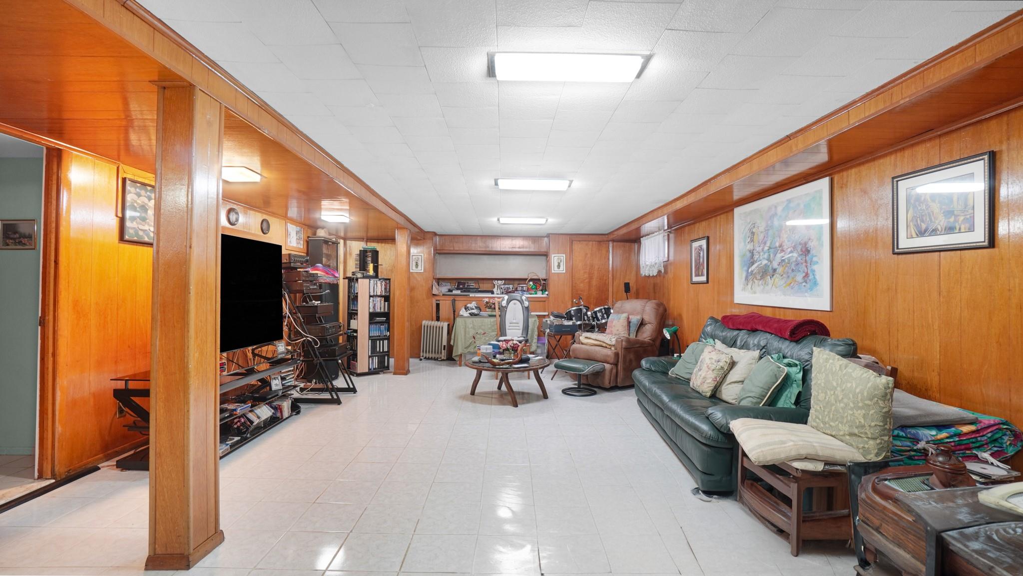 2334 Belmont Avenue, Elmont, NY 11003