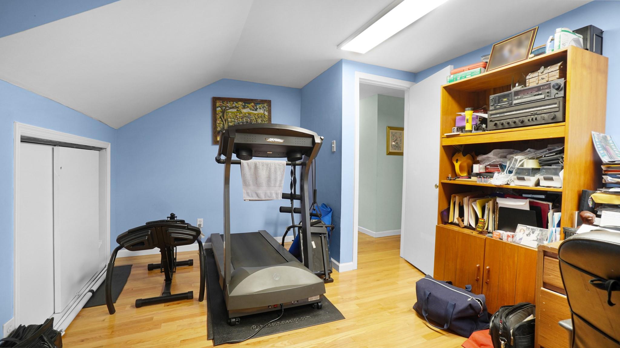 2334 Belmont Avenue, Elmont, NY 11003