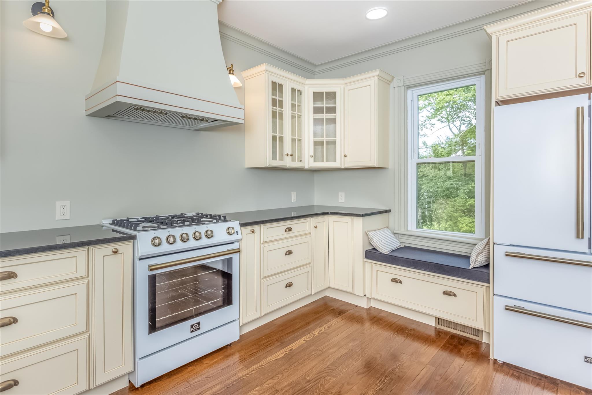 405 Vista Maria Road, Cragsmoor, NY 12420