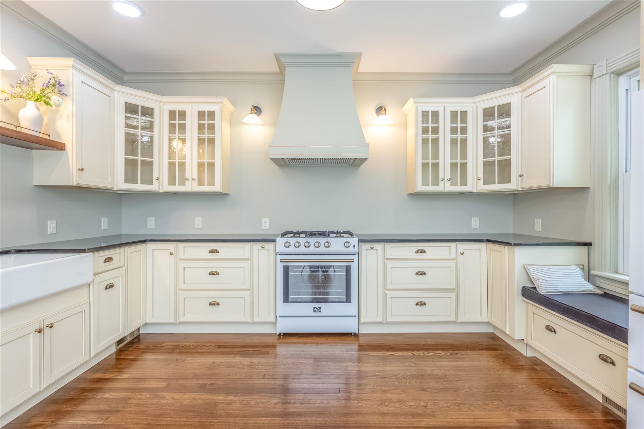 405 Vista Maria Road, Cragsmoor, NY 12420