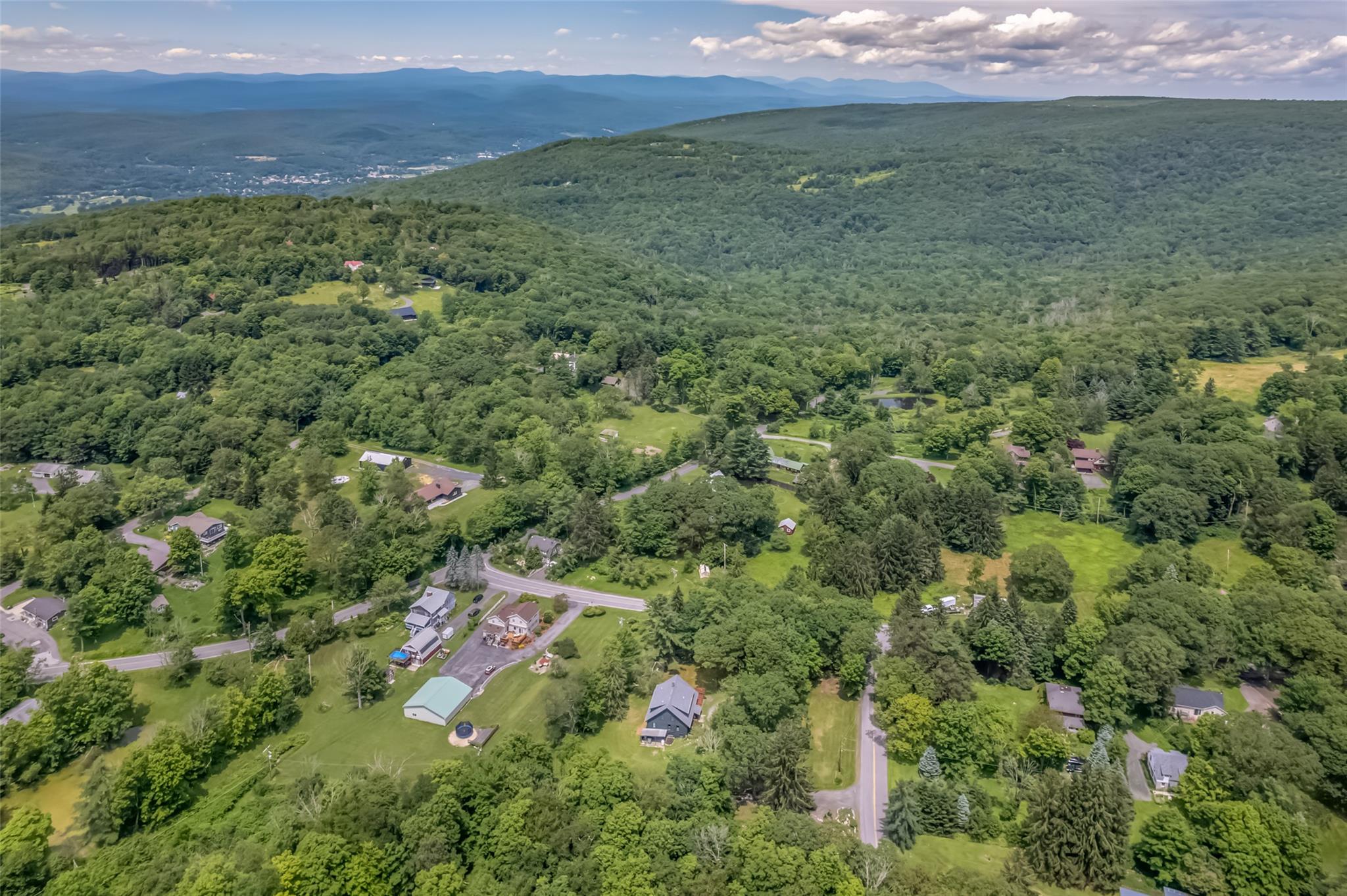 405 Vista Maria Road, Cragsmoor, NY 12420