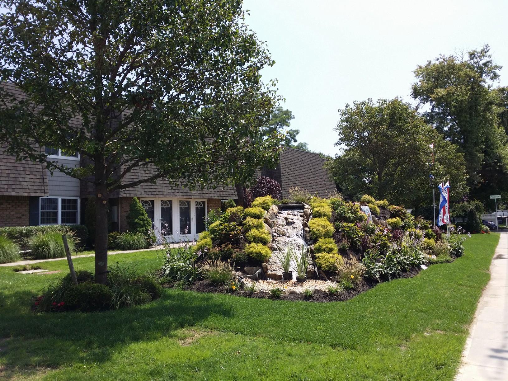 16 Philip Walk # PW16, West Babylon, NY 11704
