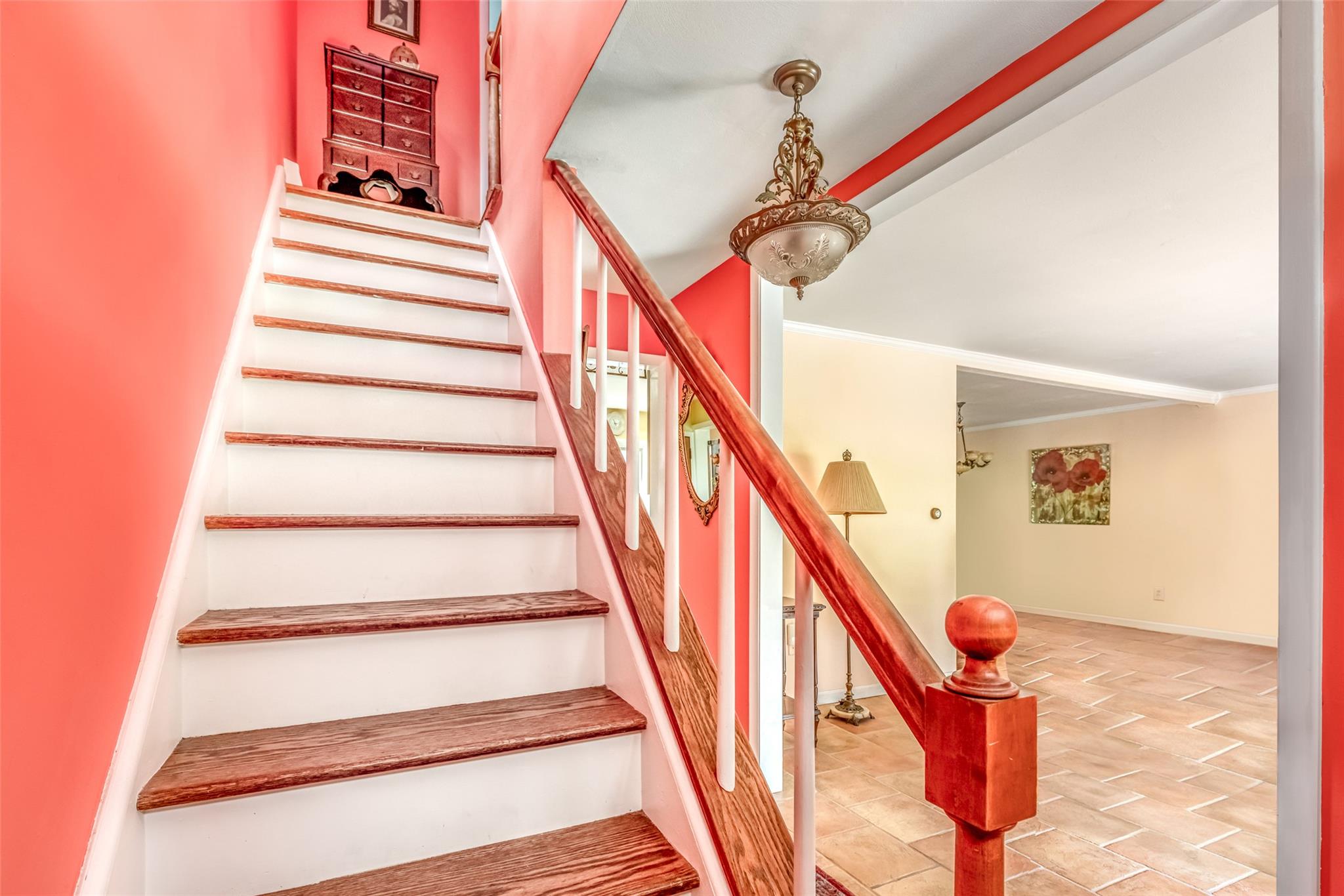 24 Normandy Court, Woodstock, NY 12491