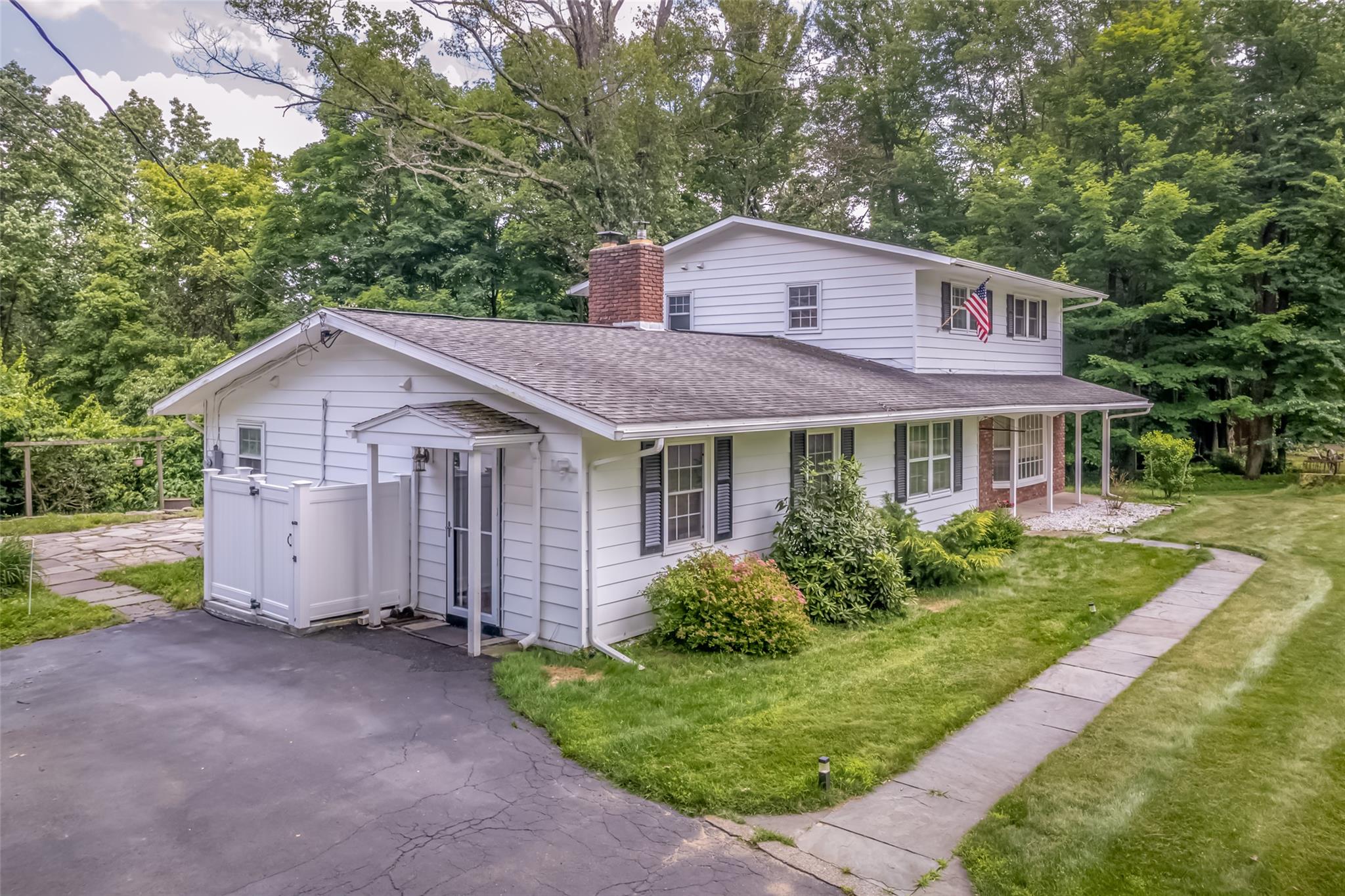 24 Normandy Court, Woodstock, NY 12491