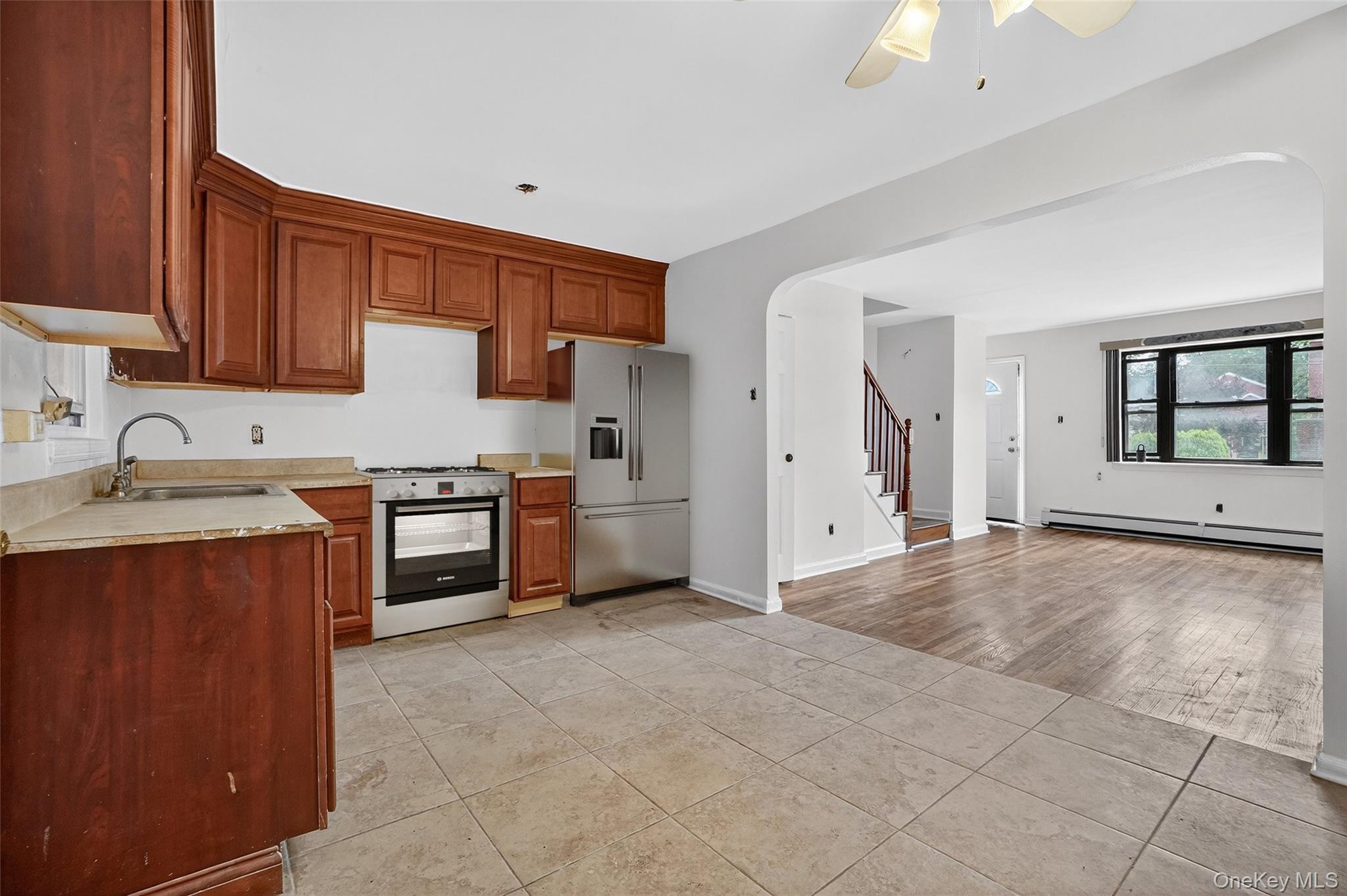 1025 E 229th Street # B, Bronx, NY 10466