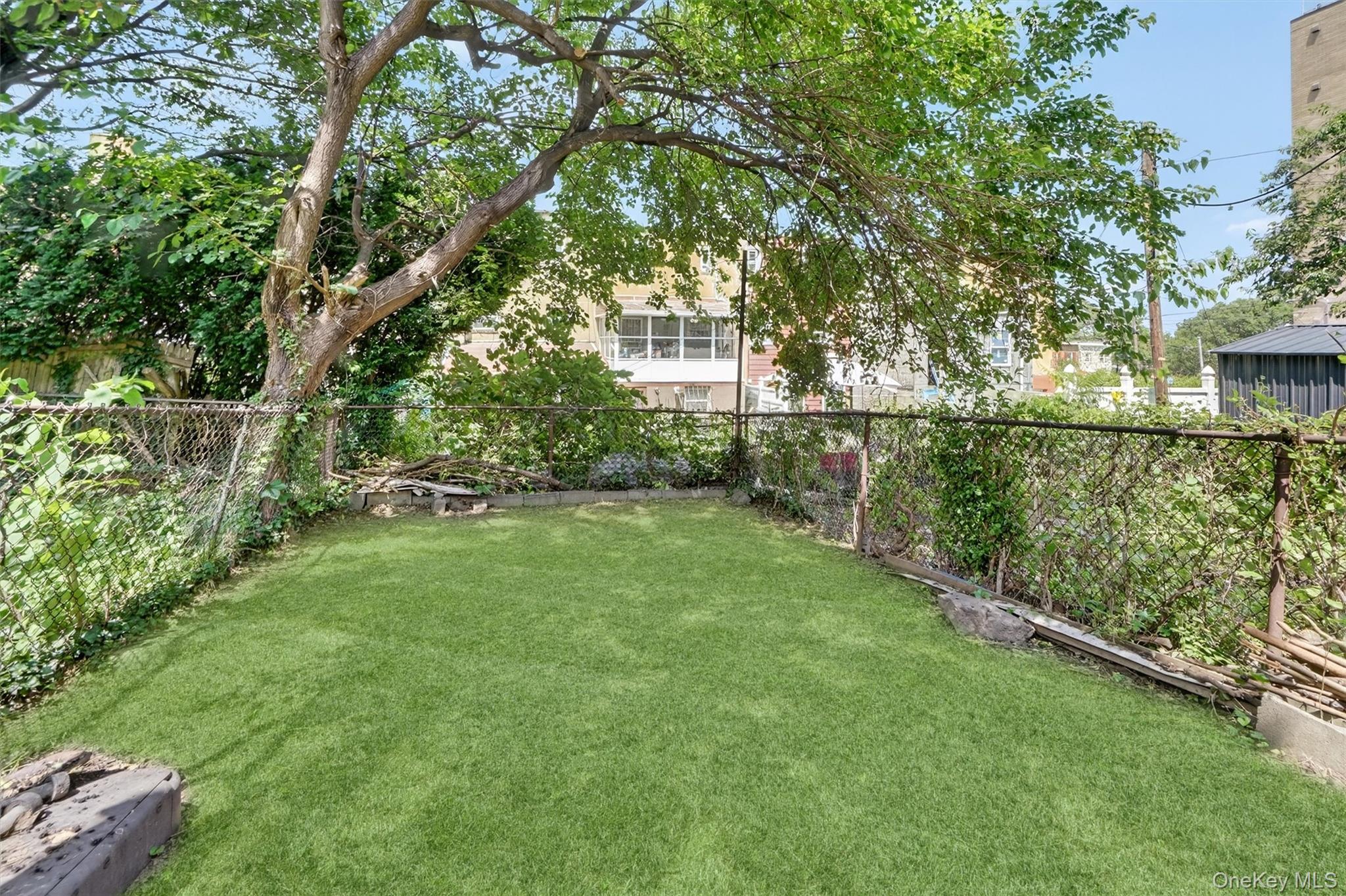 1025 E 229th Street # B, Bronx, NY 10466