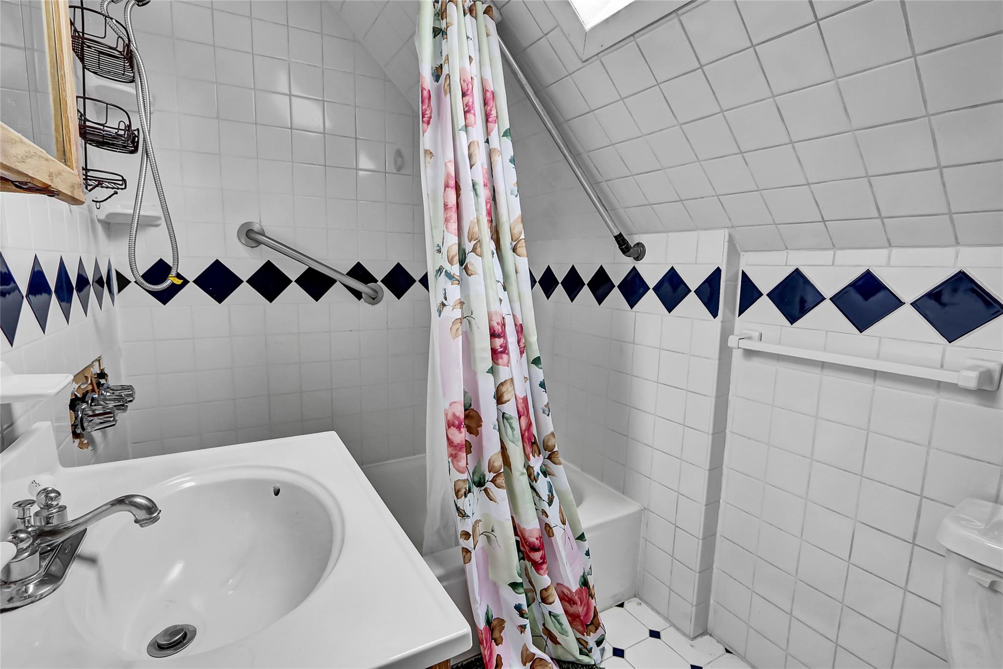 361 Twin S Lane, Wantagh, NY 11793