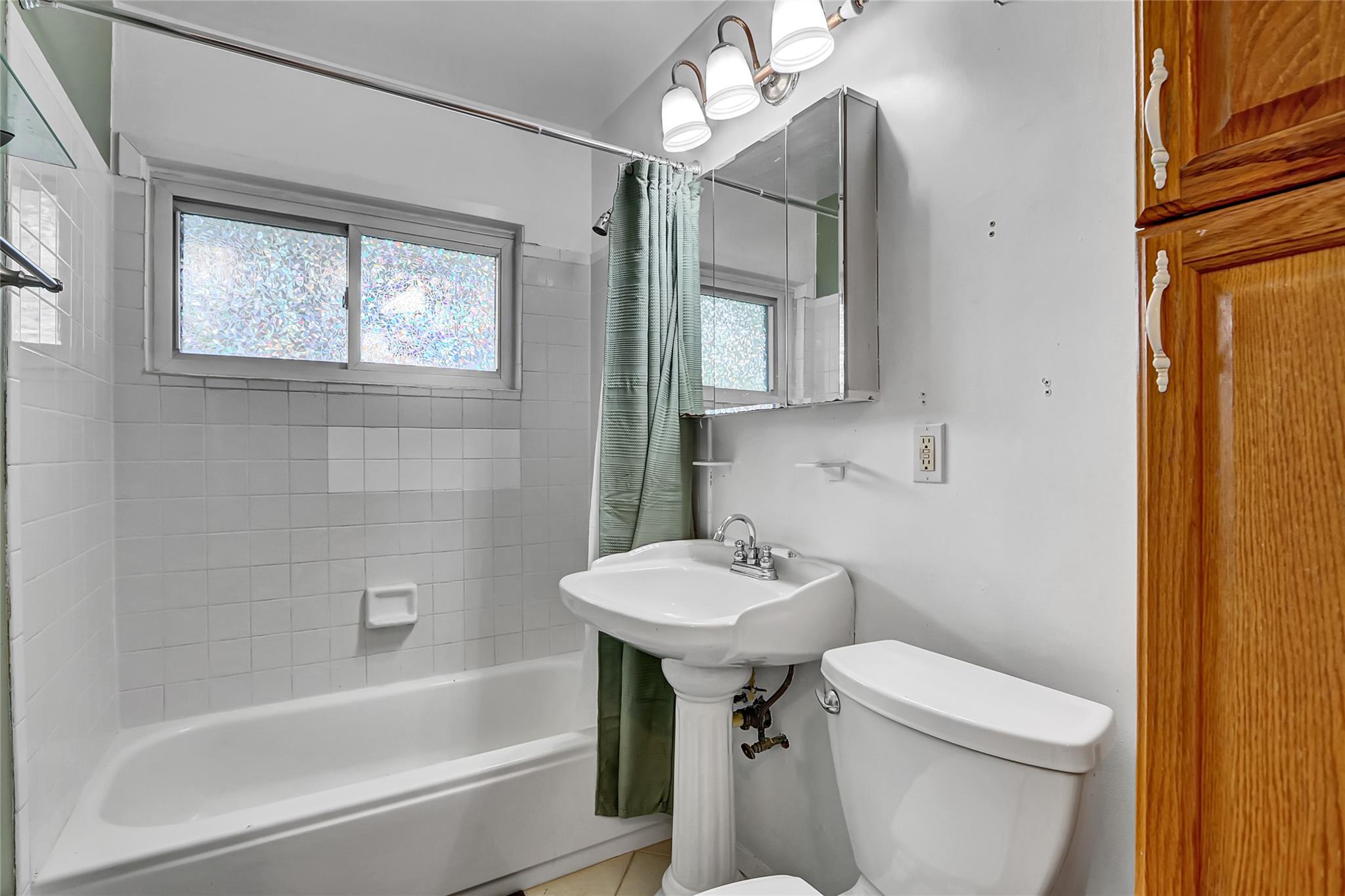 361 Twin S Lane, Wantagh, NY 11793