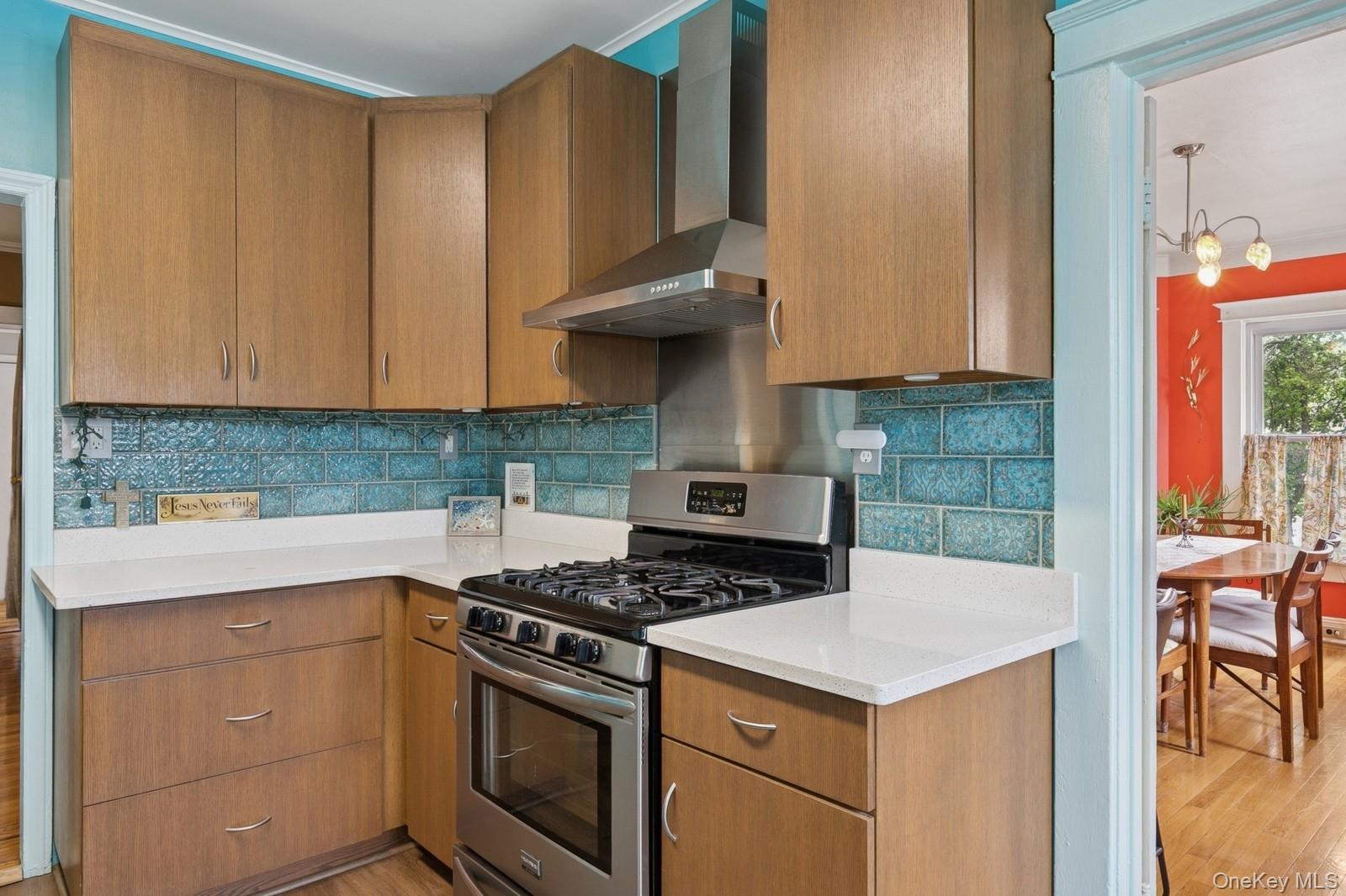 457 Secatogue Avenue, Farmingdale, NY 11735