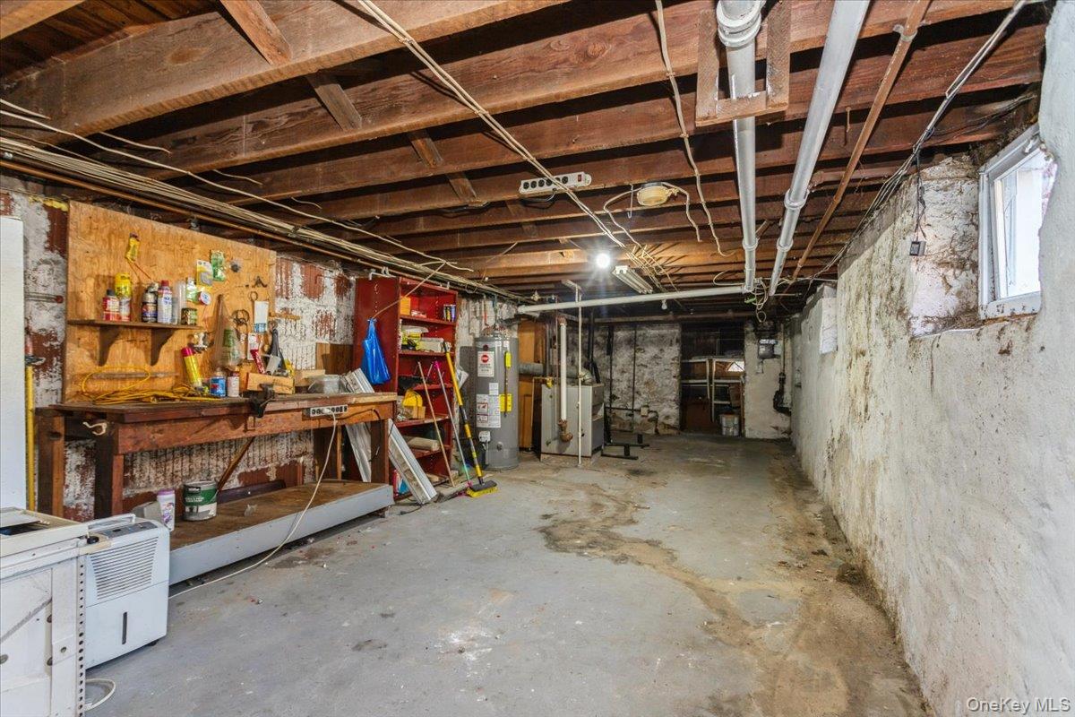 7 Flower Street, New Rochelle, NY 10801