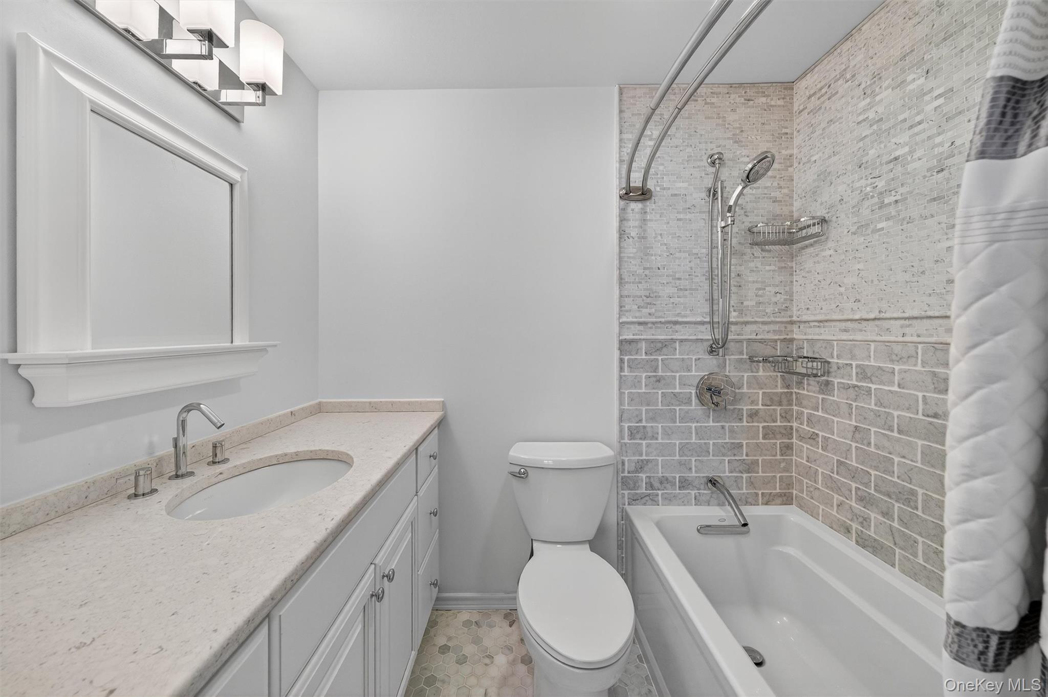 204 Stoneway Lane, Peekskill, NY 10566