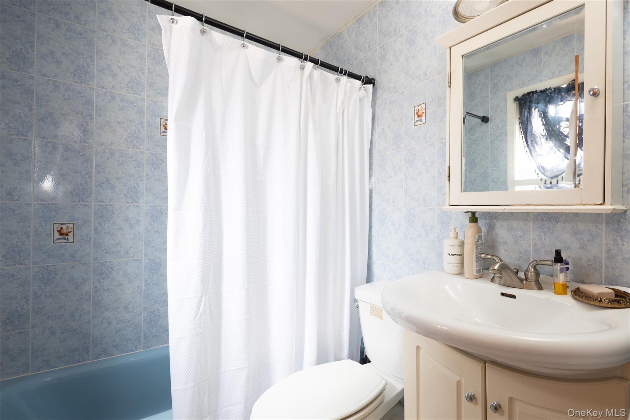 84 Country Club Road, Bellport Village, NY 11713